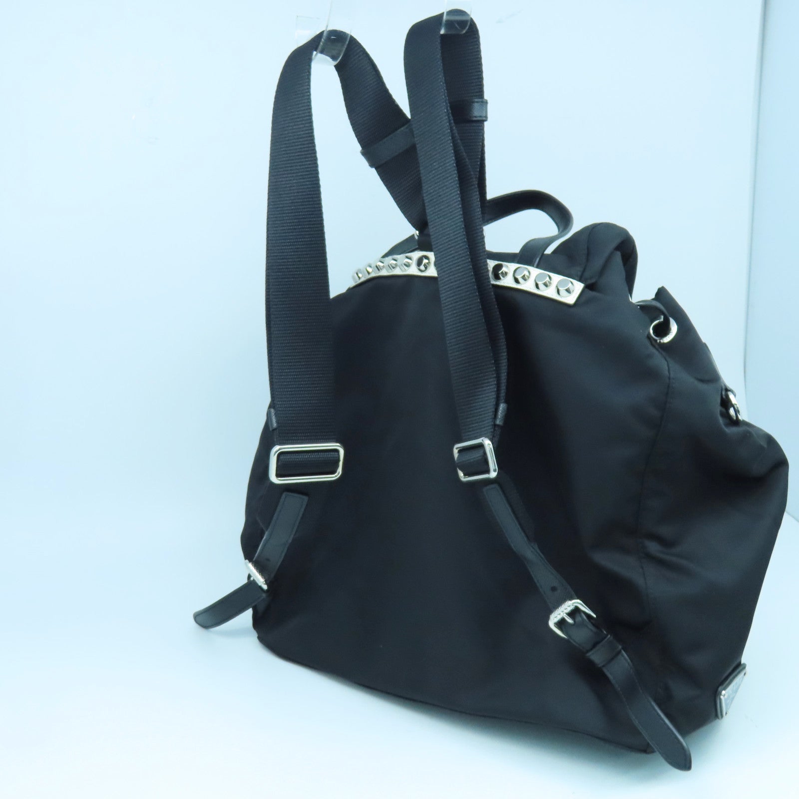 PRADA 尼龍Rucksack銀扣背包黑色