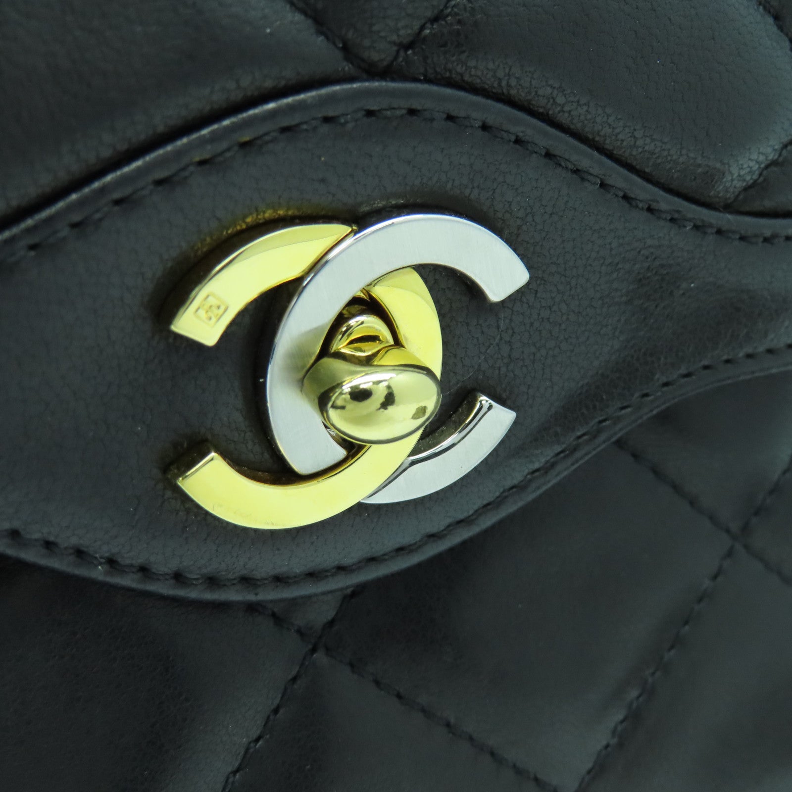 CHANEL Diamond Sheepskin Leather Vintage 2 Tone CC Chain Shoulder Chain Shoulder Bag Black