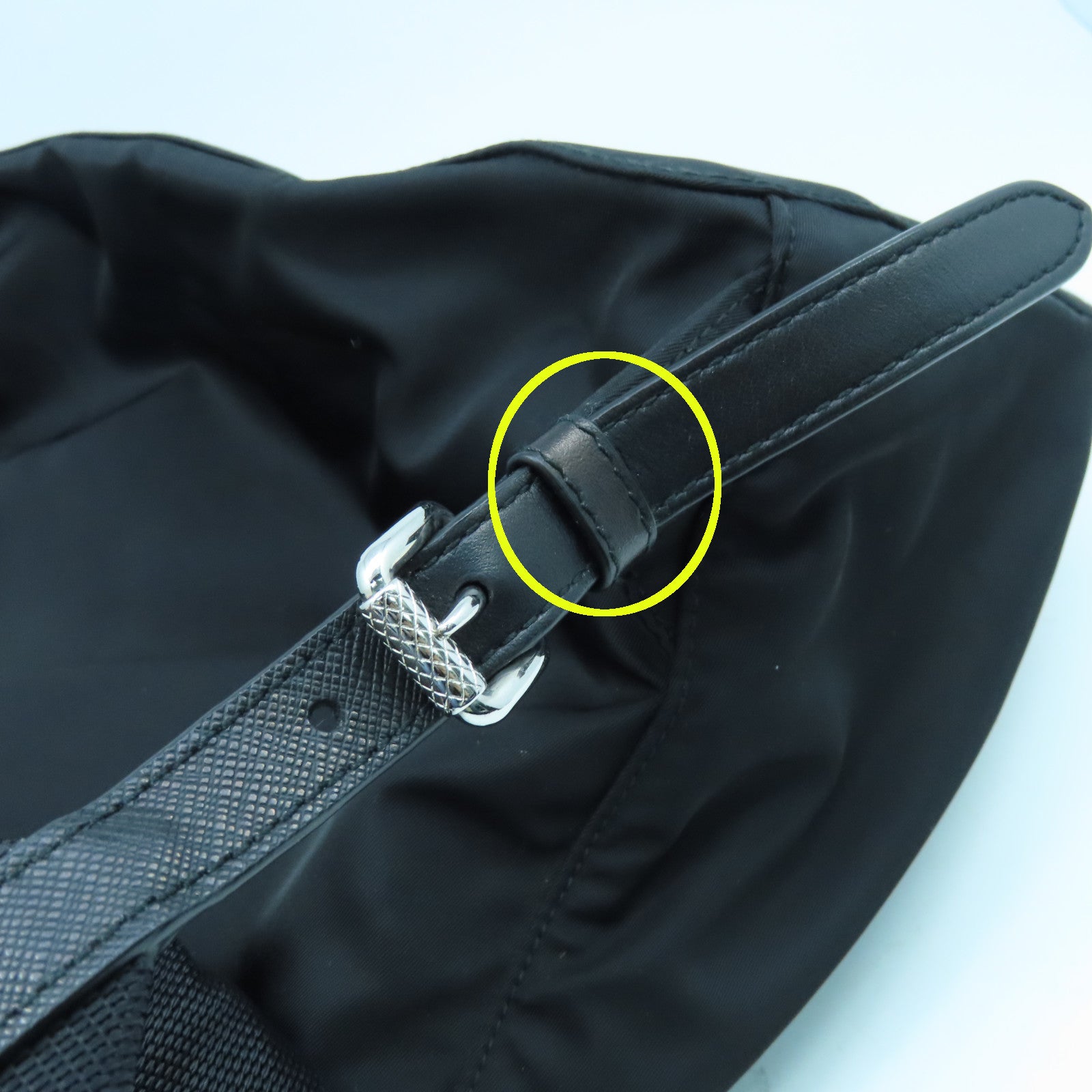 PRADA 尼龍Rucksack銀扣背包黑色