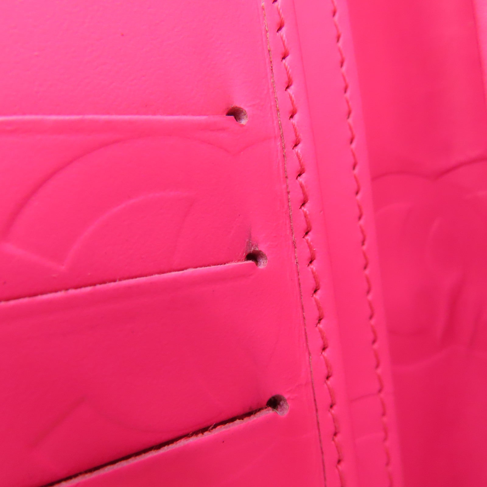 CHANEL [Sharp Discount] Diamond Leather Cambon Line Long Wallet Black/Pink