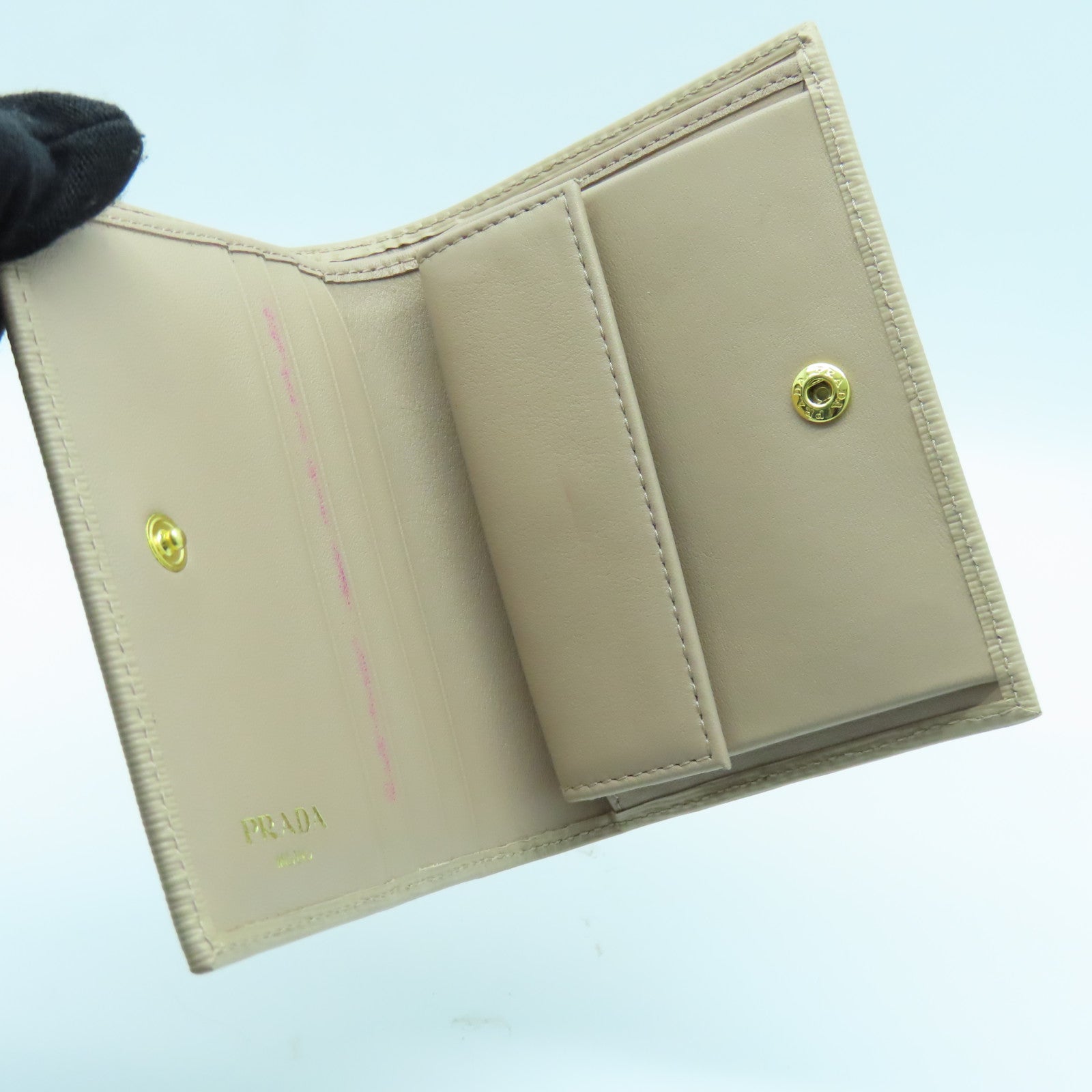 PRADA 牛皮皮革Key case 6金扣钱包米色