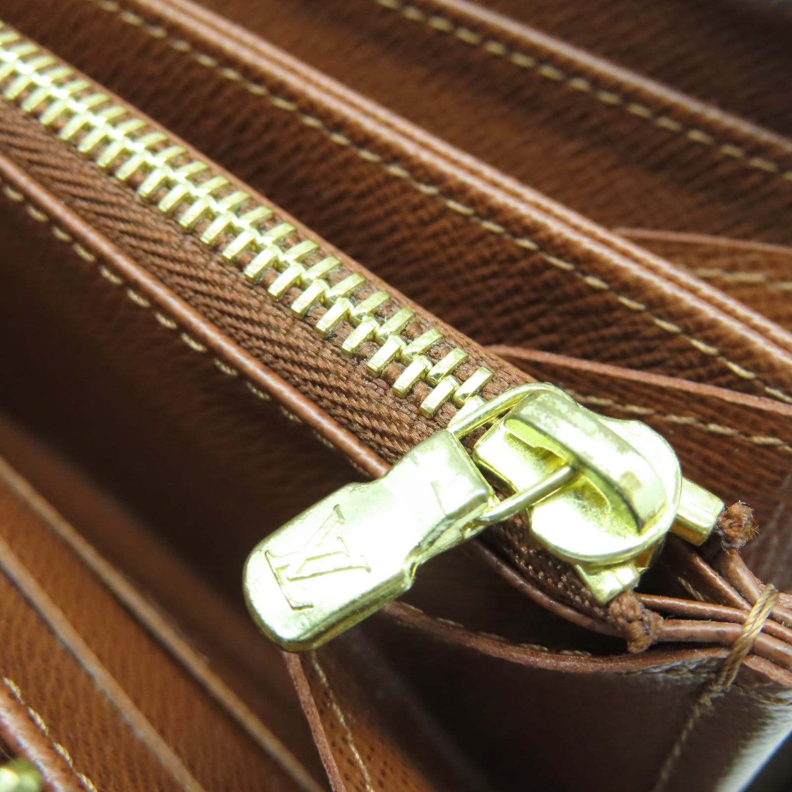 LOUIS VUITTON Monogram Zipper Long Wallet金扣長錢包棕色