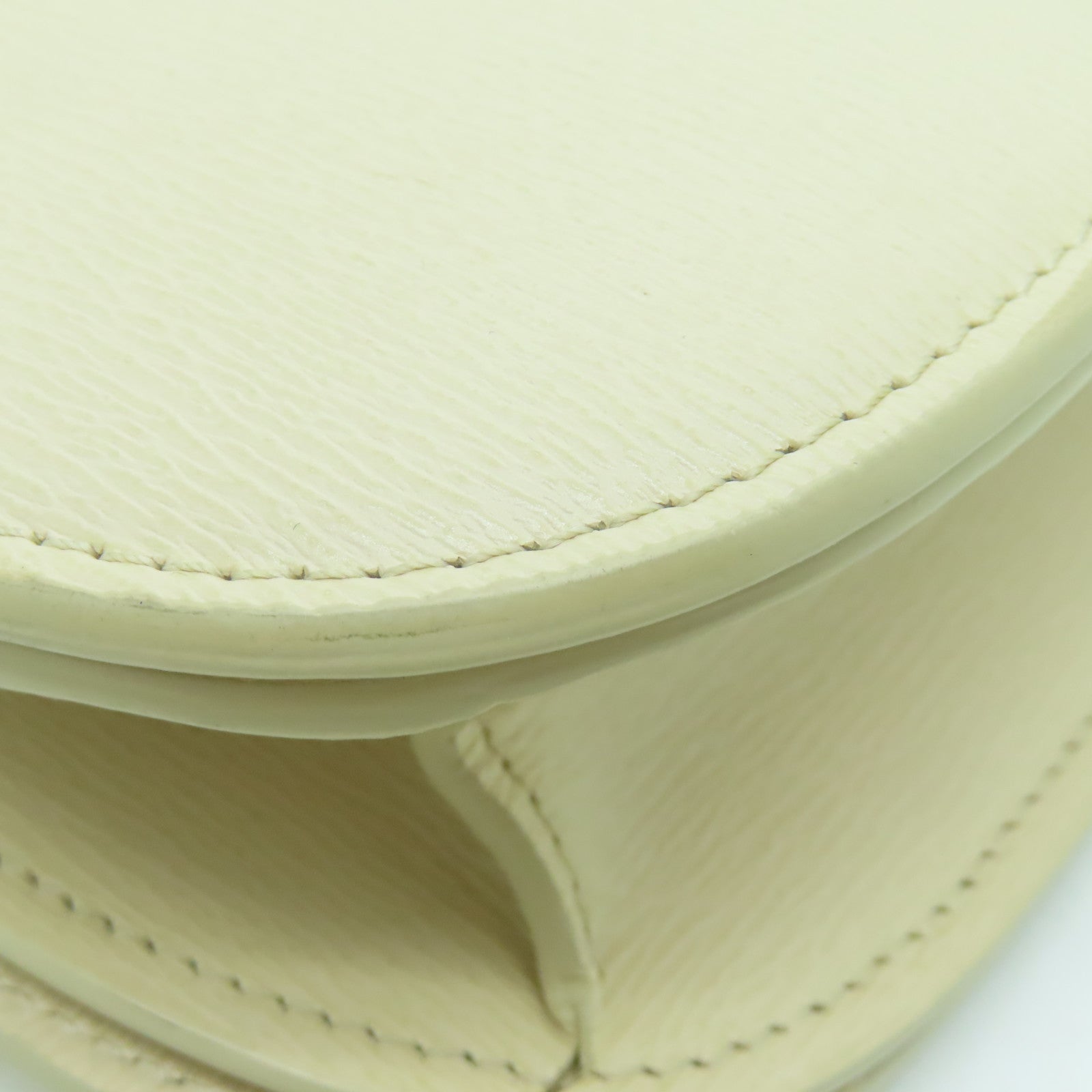 CELINE 牛皮皮革Classic Bag金扣肩背袋米色
