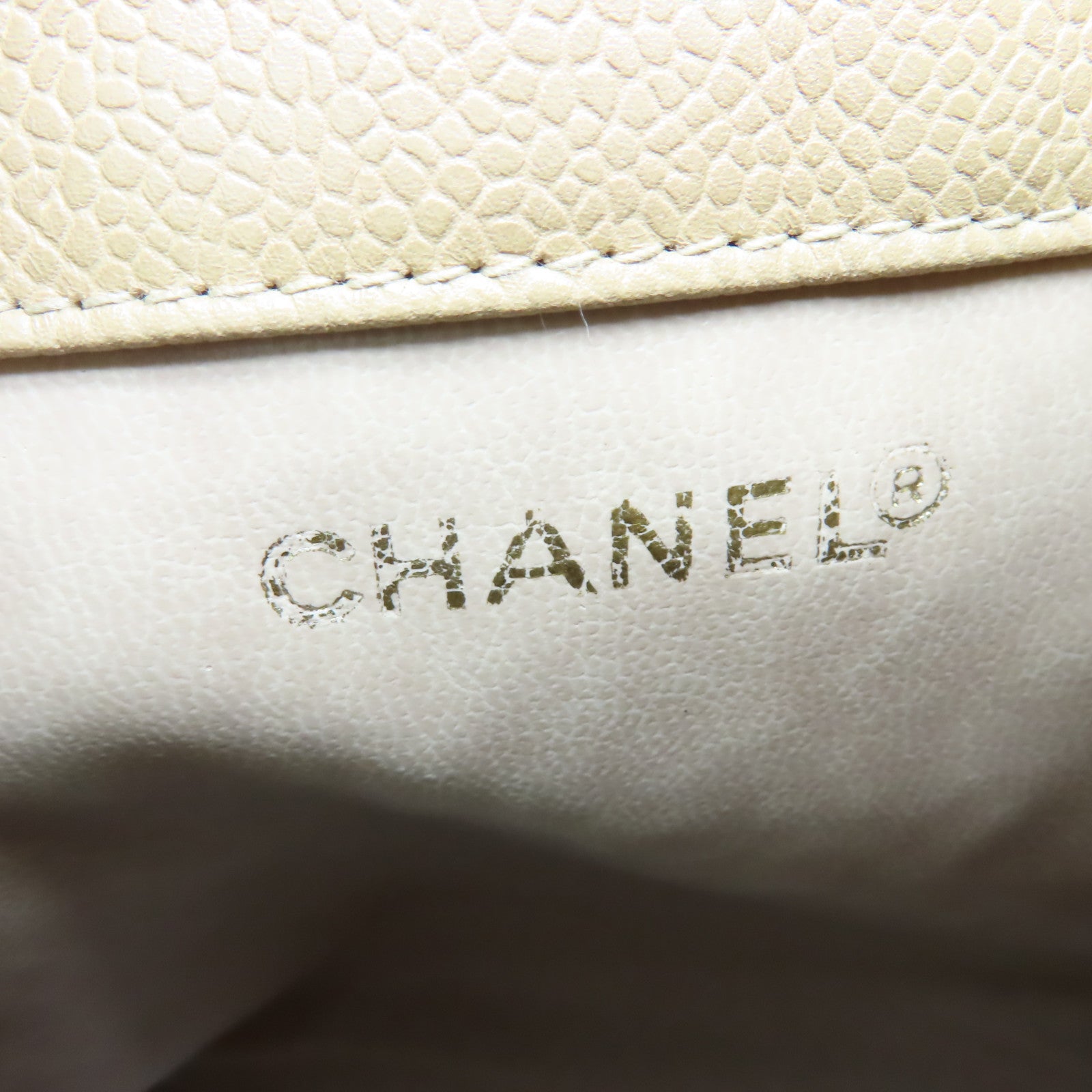 CHANEL Caviar皮革Drawstring Shoulder Bag金扣鏈帶肩背袋米色
