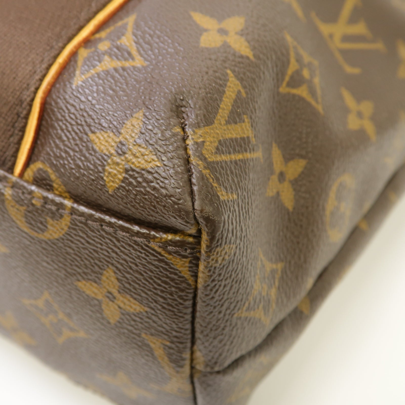 LOUIS VUITTON Monogram Beaubourg金扣手挽袋棕色