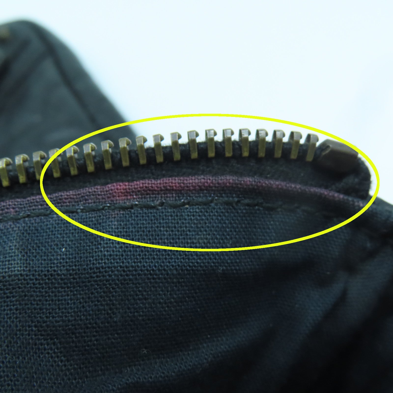 BALENCIAGA 羊皮皮革Shoulder Bag肩背袋黑色