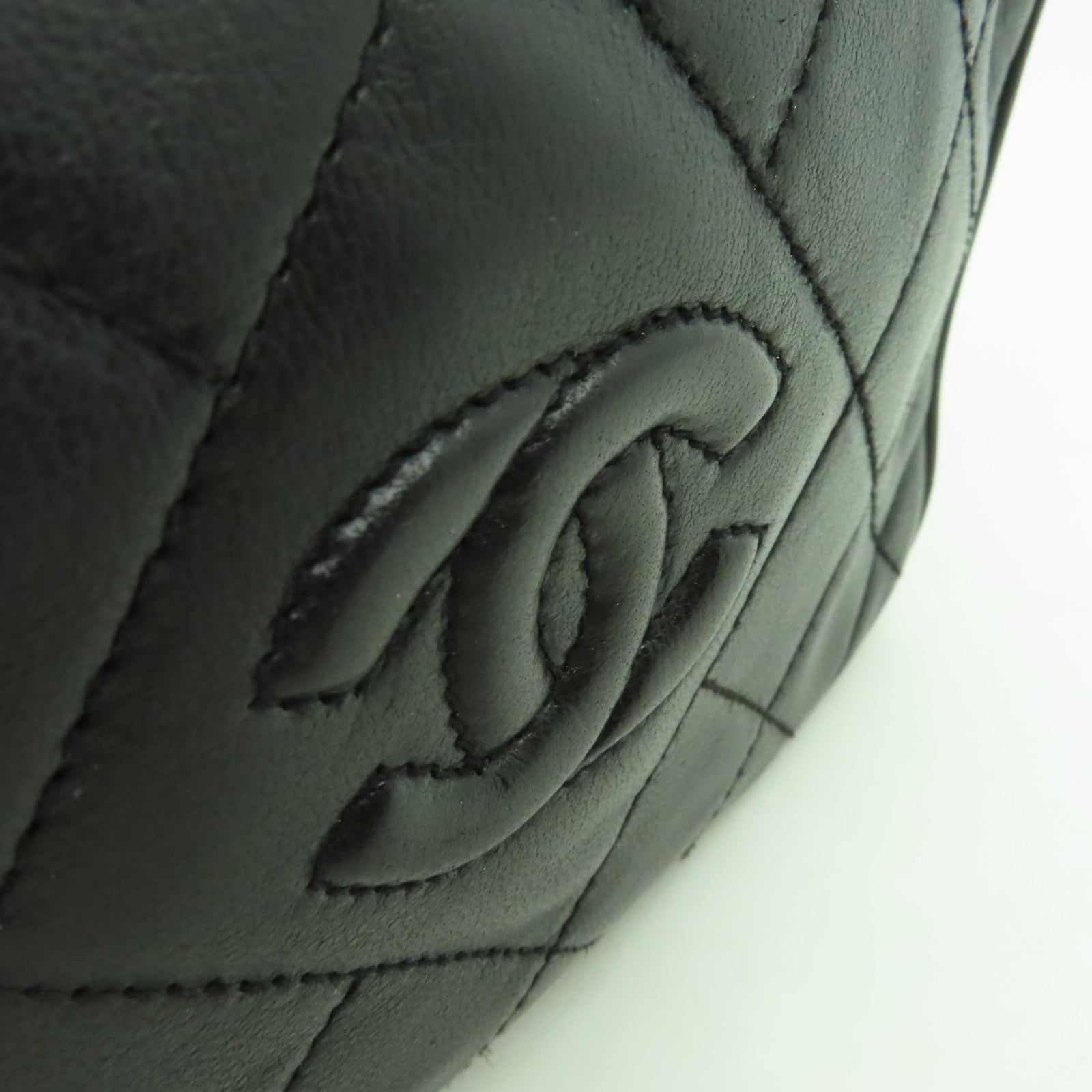 CHANEL 菱格羊皮皮革Chain Shoulder Bag金扣鏈帶肩背袋黑色