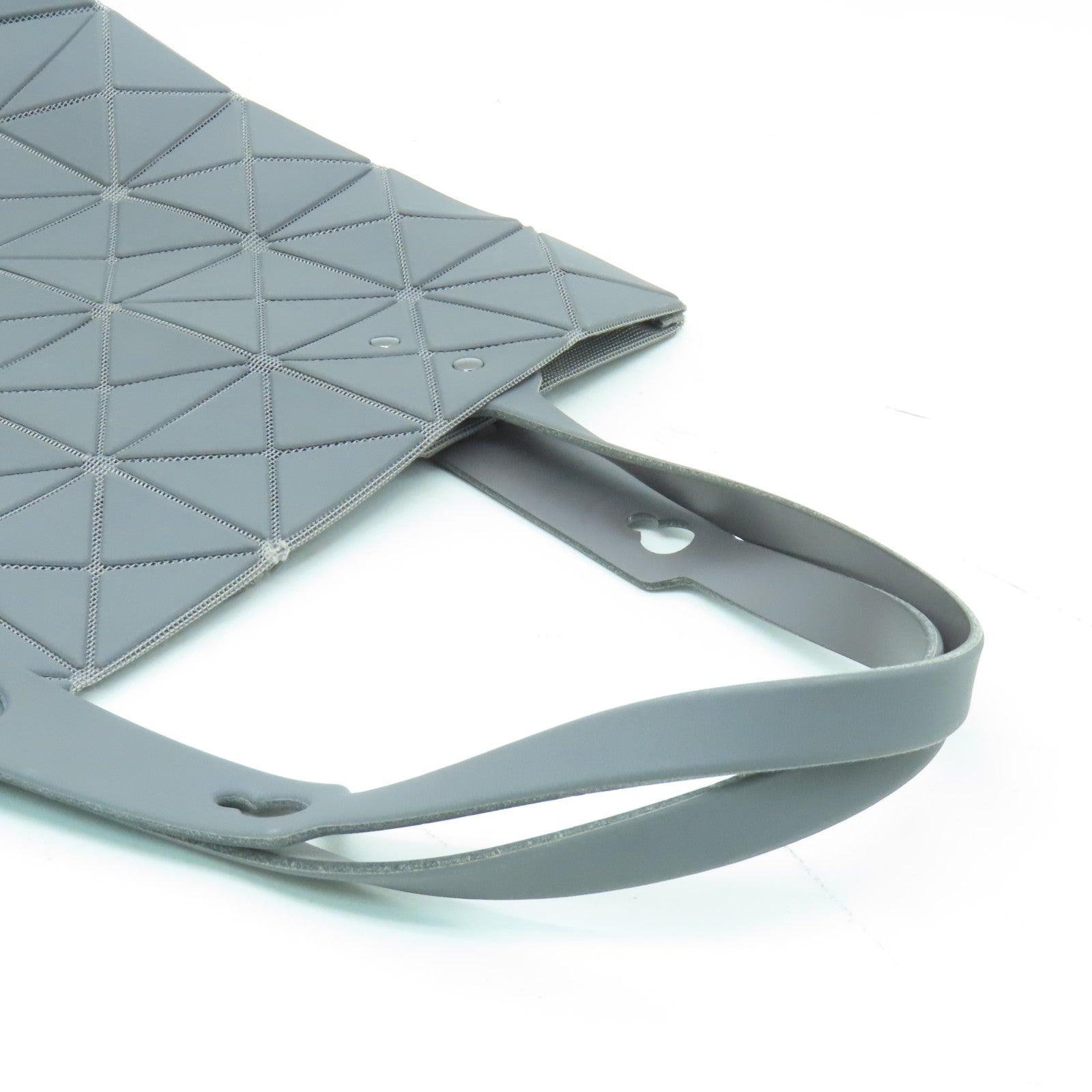 ISSEY MIYAKE PVC Issey Miyake Bao Bao銀扣手挽袋灰色