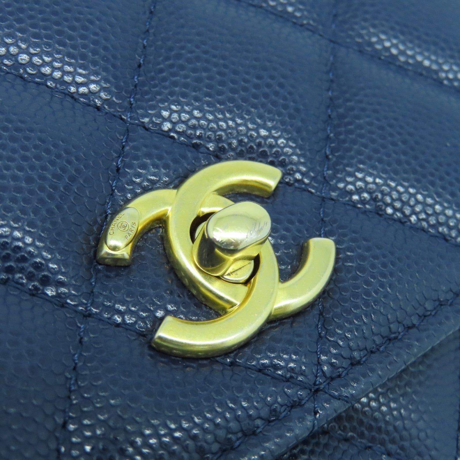 CHANEL Rhombus Caviar Leather Chain Shoulder Bag Gold Buckle Chain Belt Shoulder Bag Dark Blue