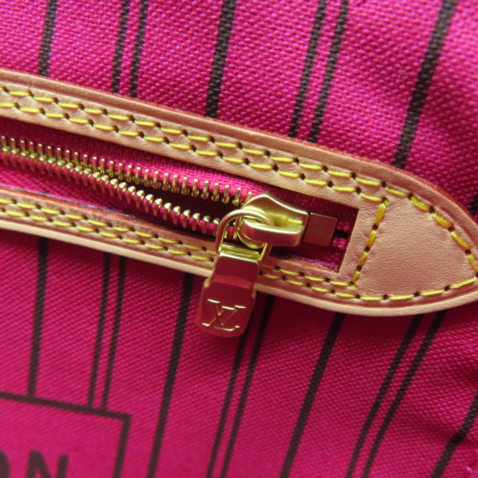 LOUIS VUITTON Monogram Neverfull MM金扣手挽袋棕色