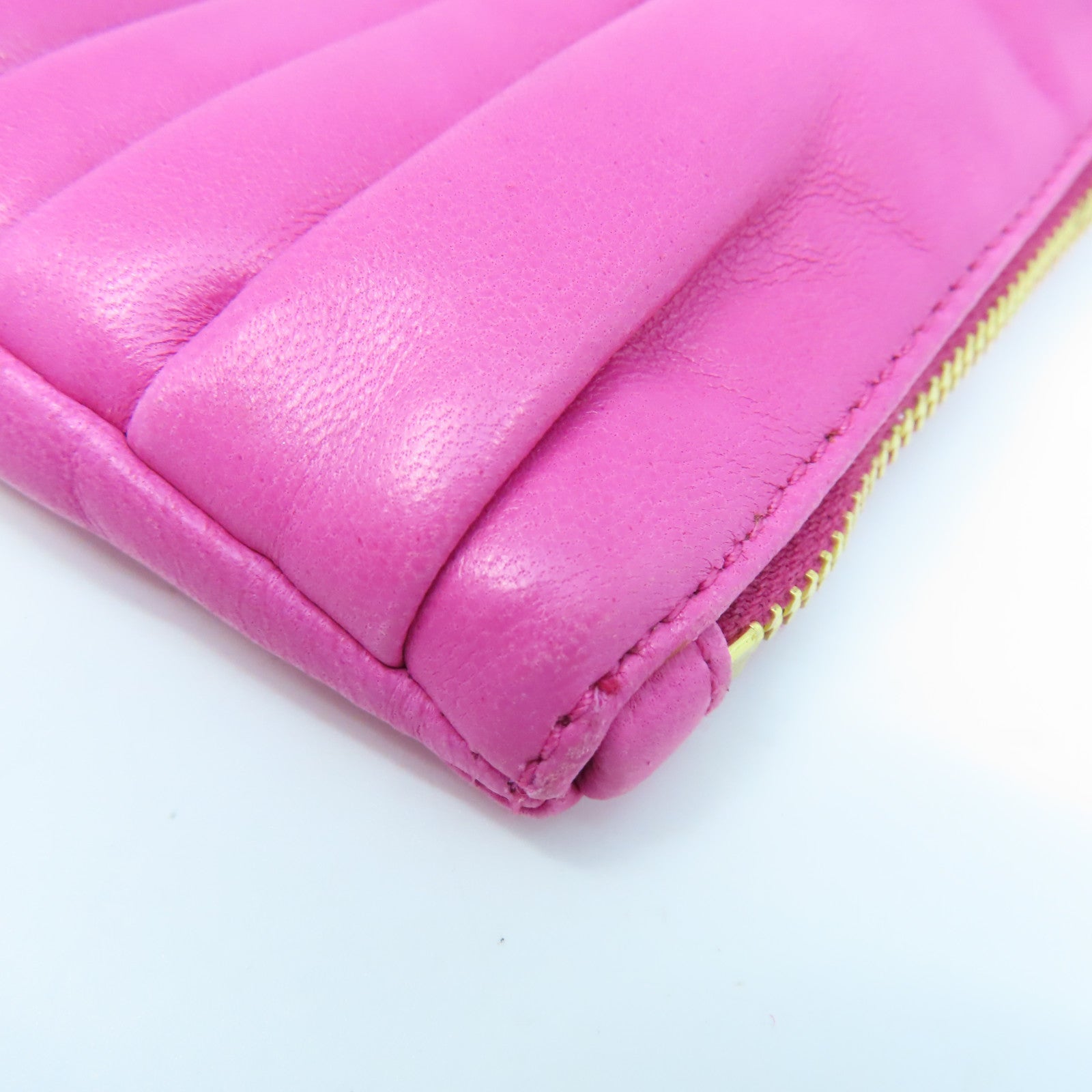 Miu Miu Cowhide Leather Pouch Gold Buckle Clutch Pink