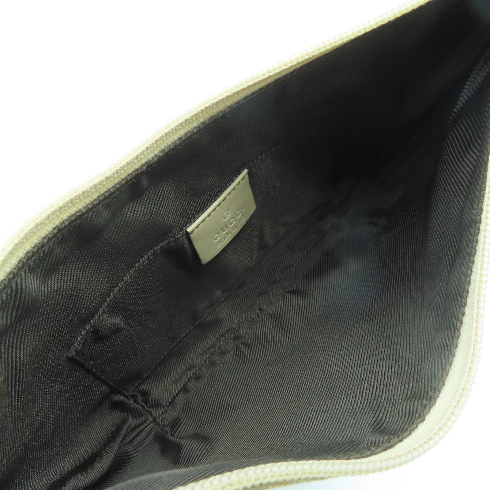GUCCI 帆布Shoulder Bag銀扣肩背袋米色