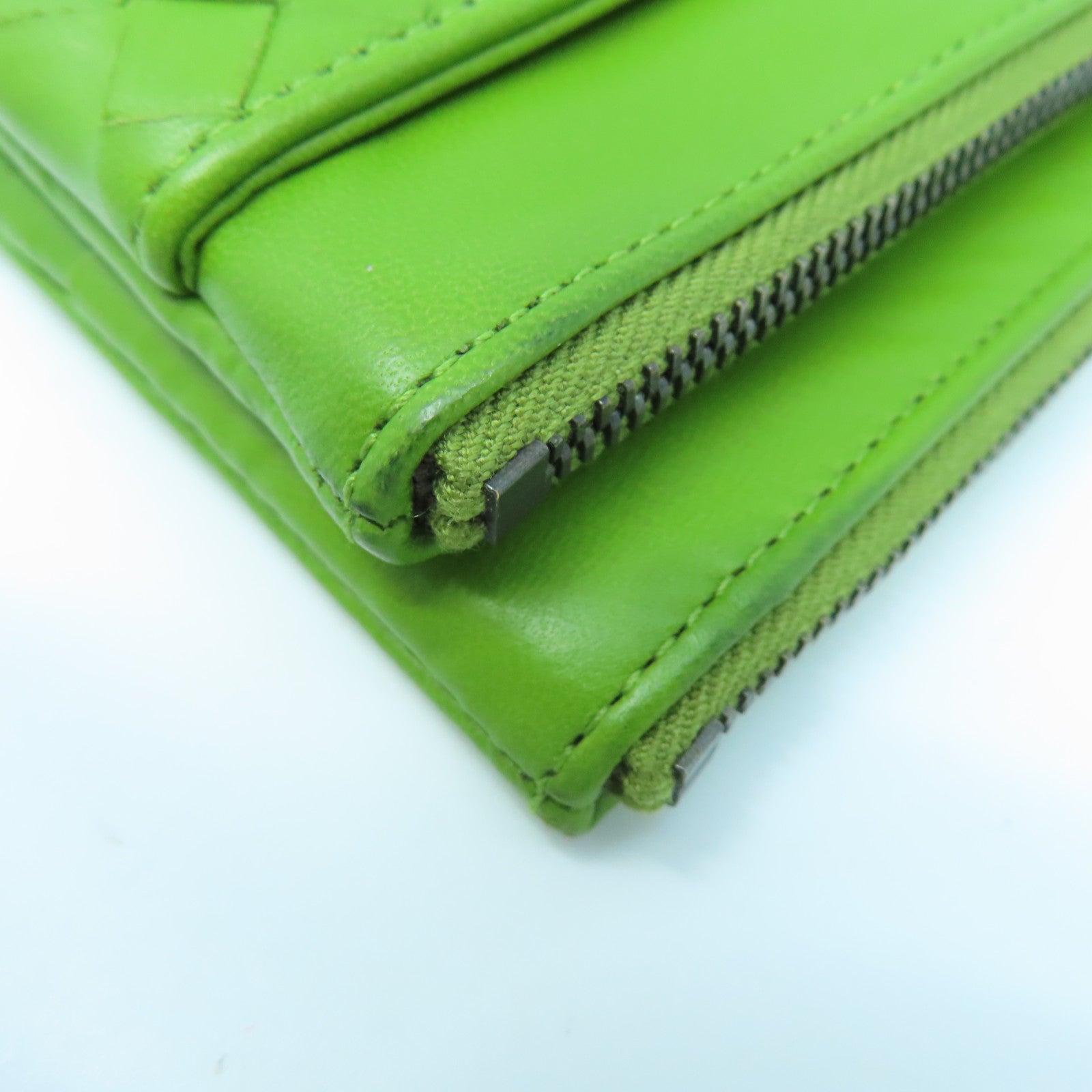 BOTTEGA VENETA Textured Leather Long Wallet Long Wallet Green