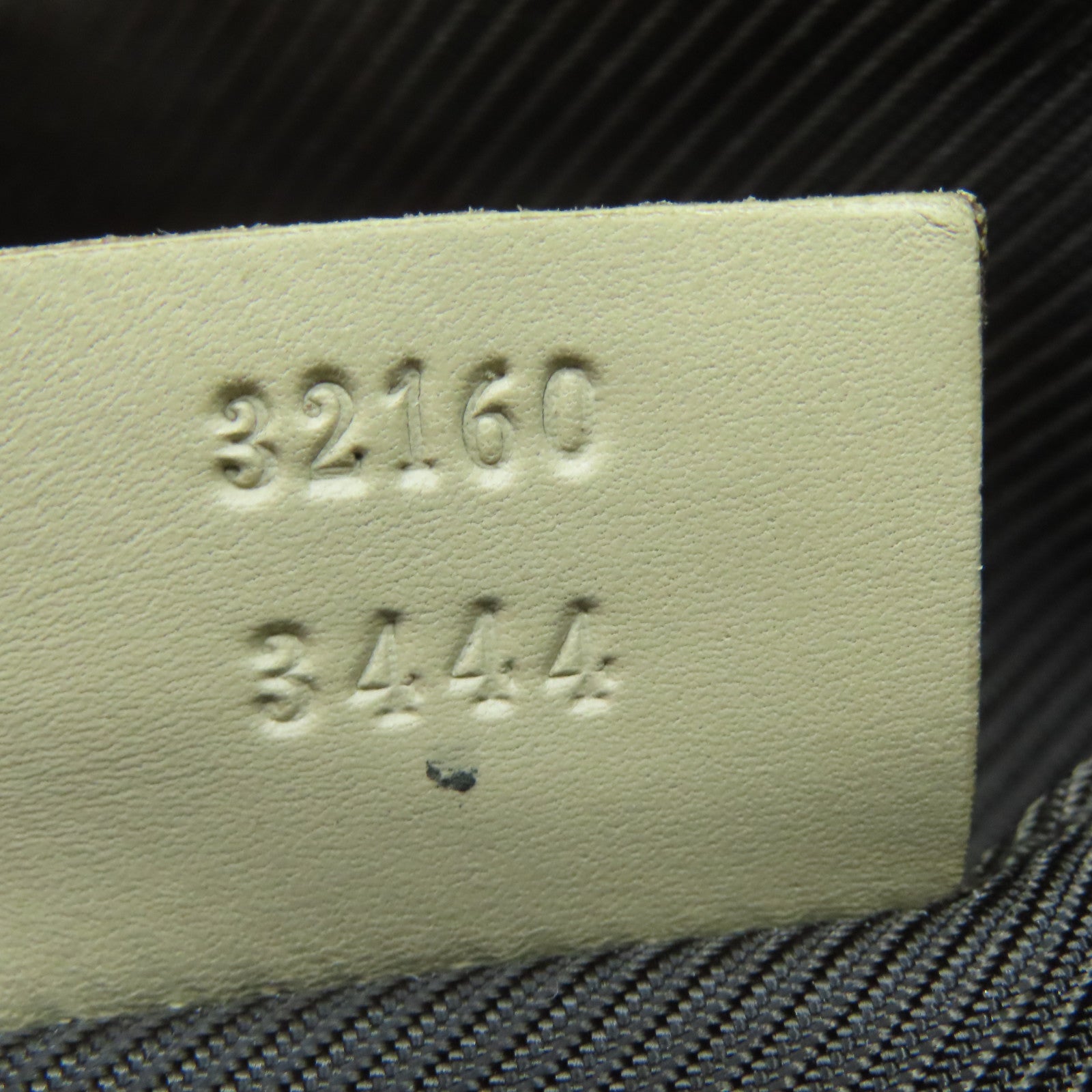GUCCI 帆布Shoulder Bag銀扣肩背袋米色