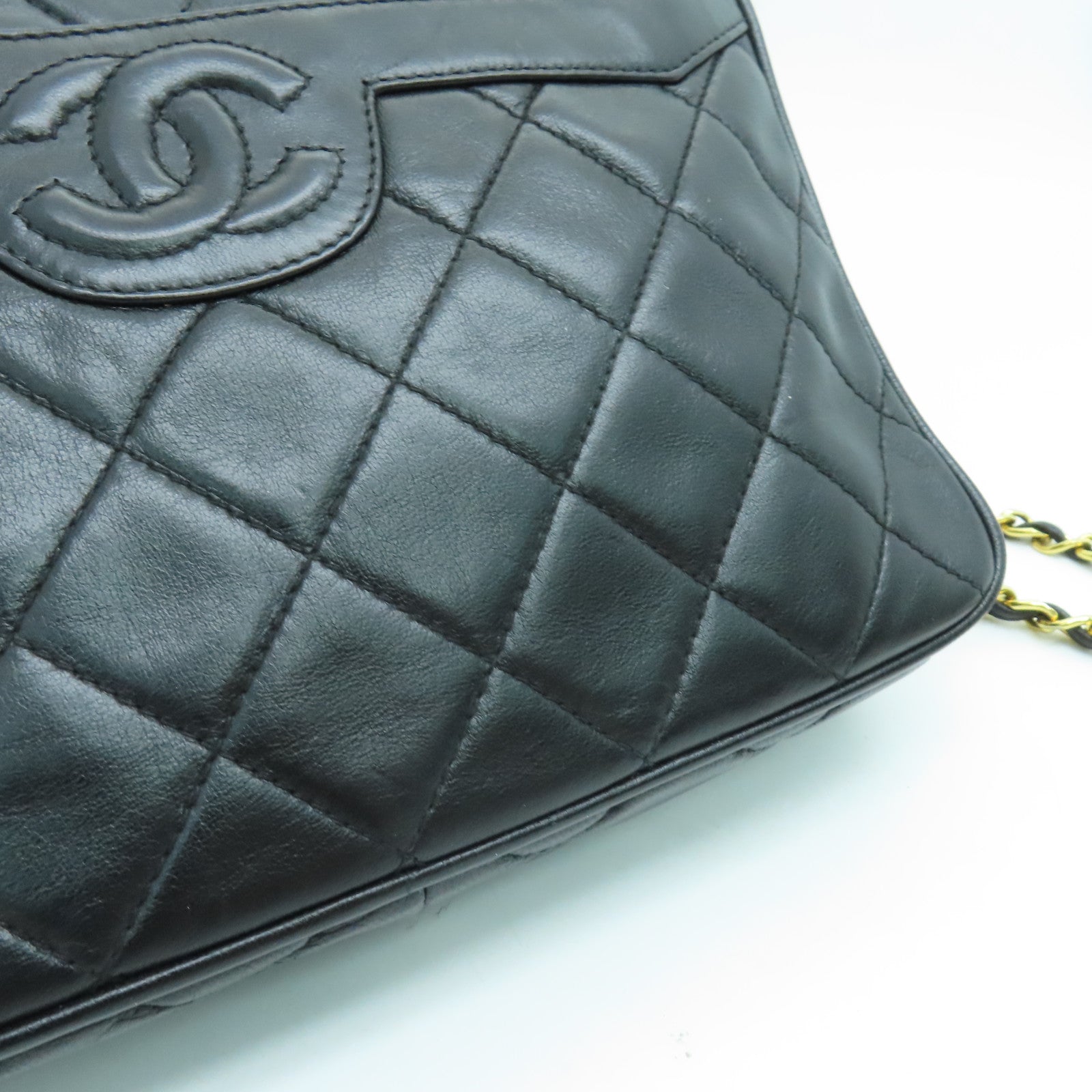 CHANEL 菱格羊皮皮革Chain Shoulder金扣鏈帶肩背袋黑色