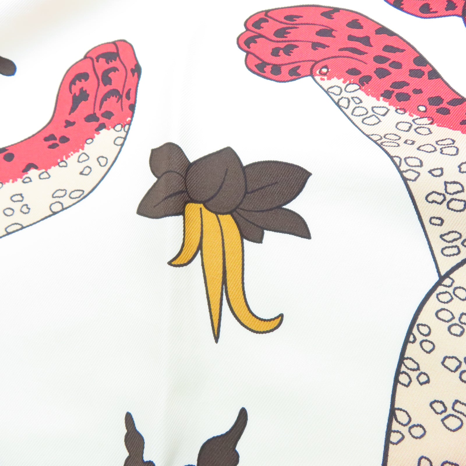 HERMES 絲質Scarf 90X90絲巾白色