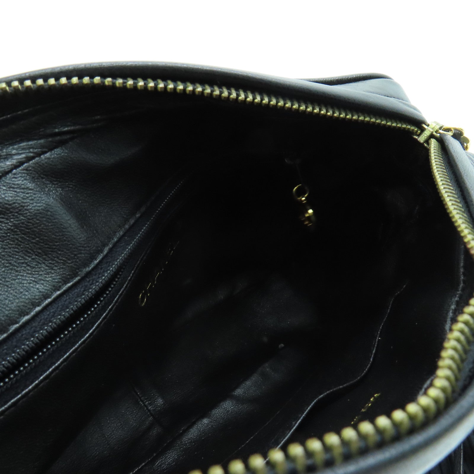 CHANEL 菱格羊皮皮革Chain Shoulder金扣鏈帶肩背袋黑色