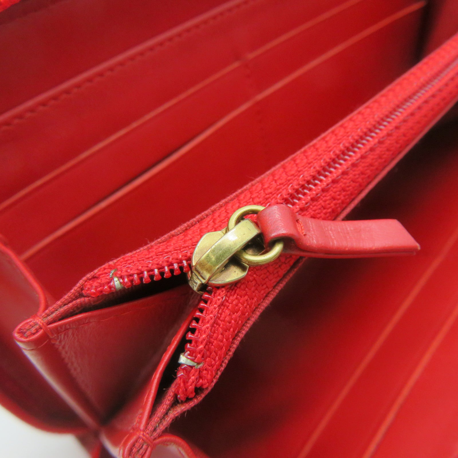 CHANEL 【激減優惠】Caviar皮革Zipper Long Wallet金扣拉鏈長錢包紅色