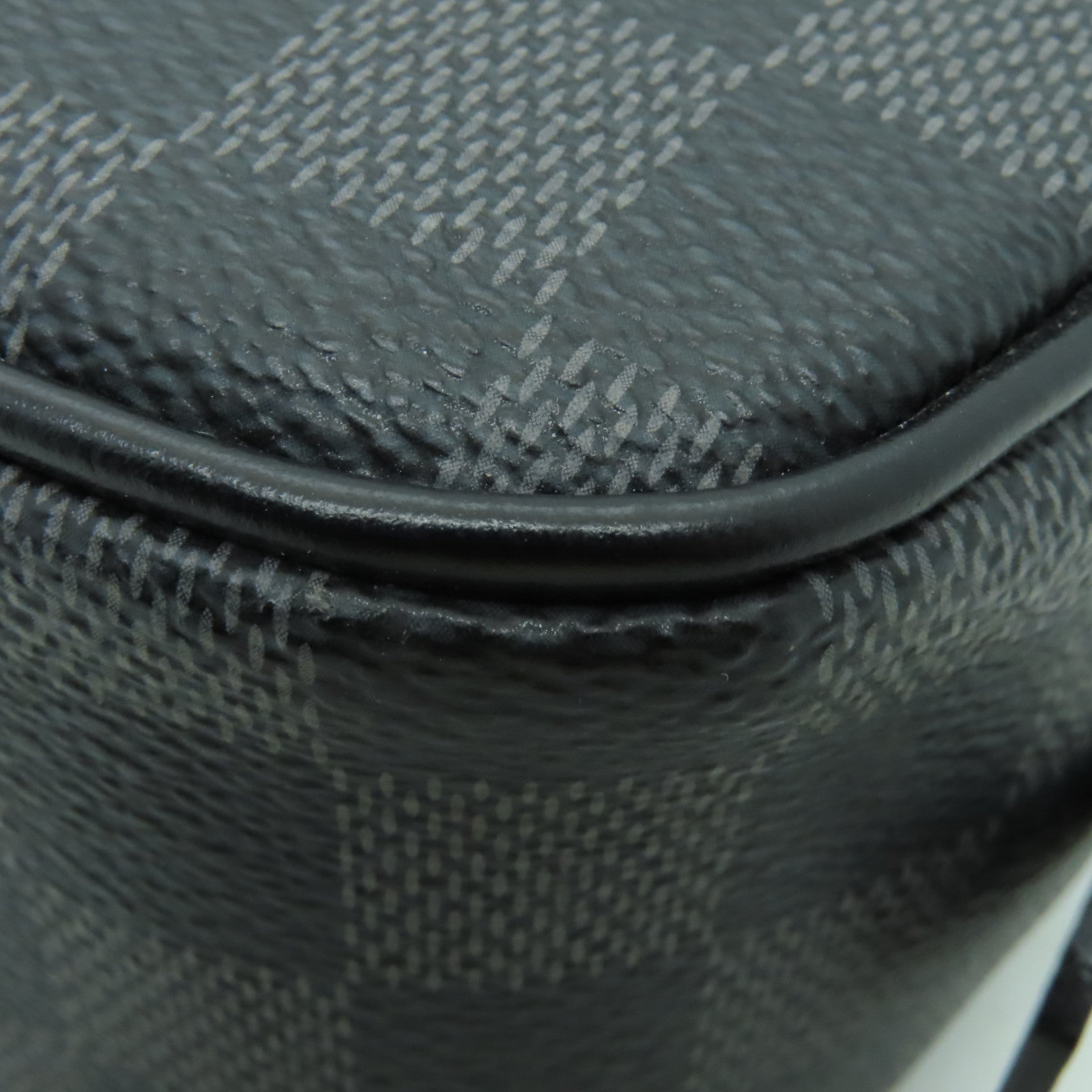 LOUIS VUITTON Damier Graphite Toilet Pouch銀扣手拿包黑色