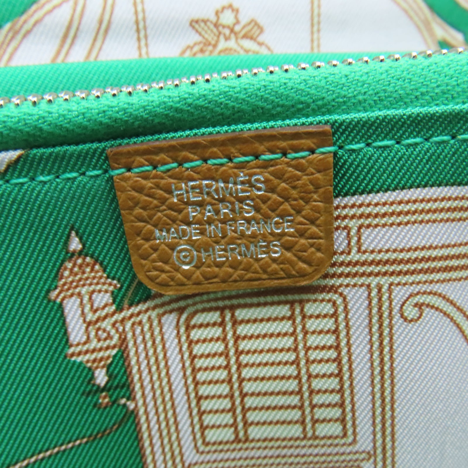 HERMES Veau Epsom皮革Silk'in Classique Long银扣长钱包棕色