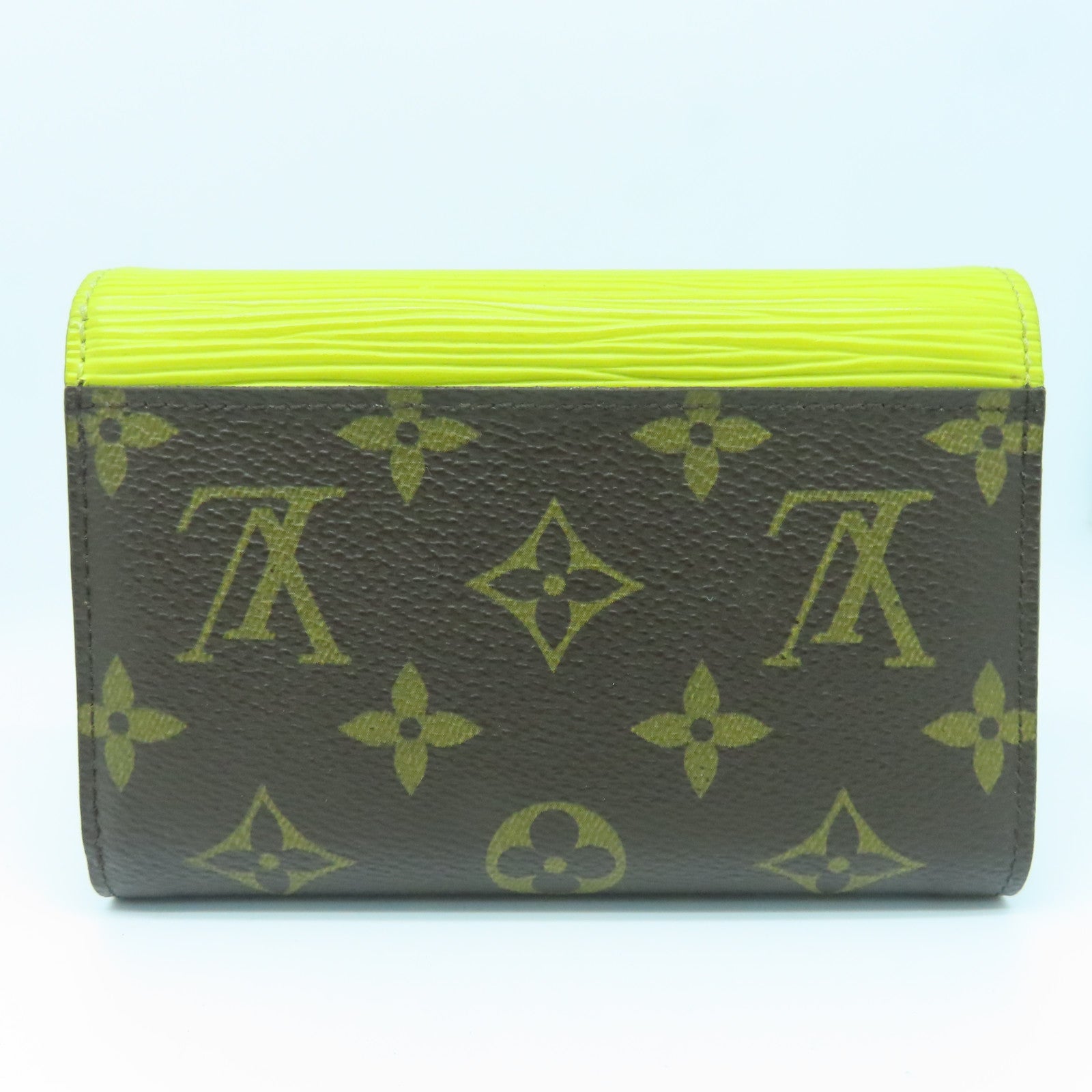 LOUIS VUITTON Monogram Epi Wallet Silver Buckle Brown/Yellow