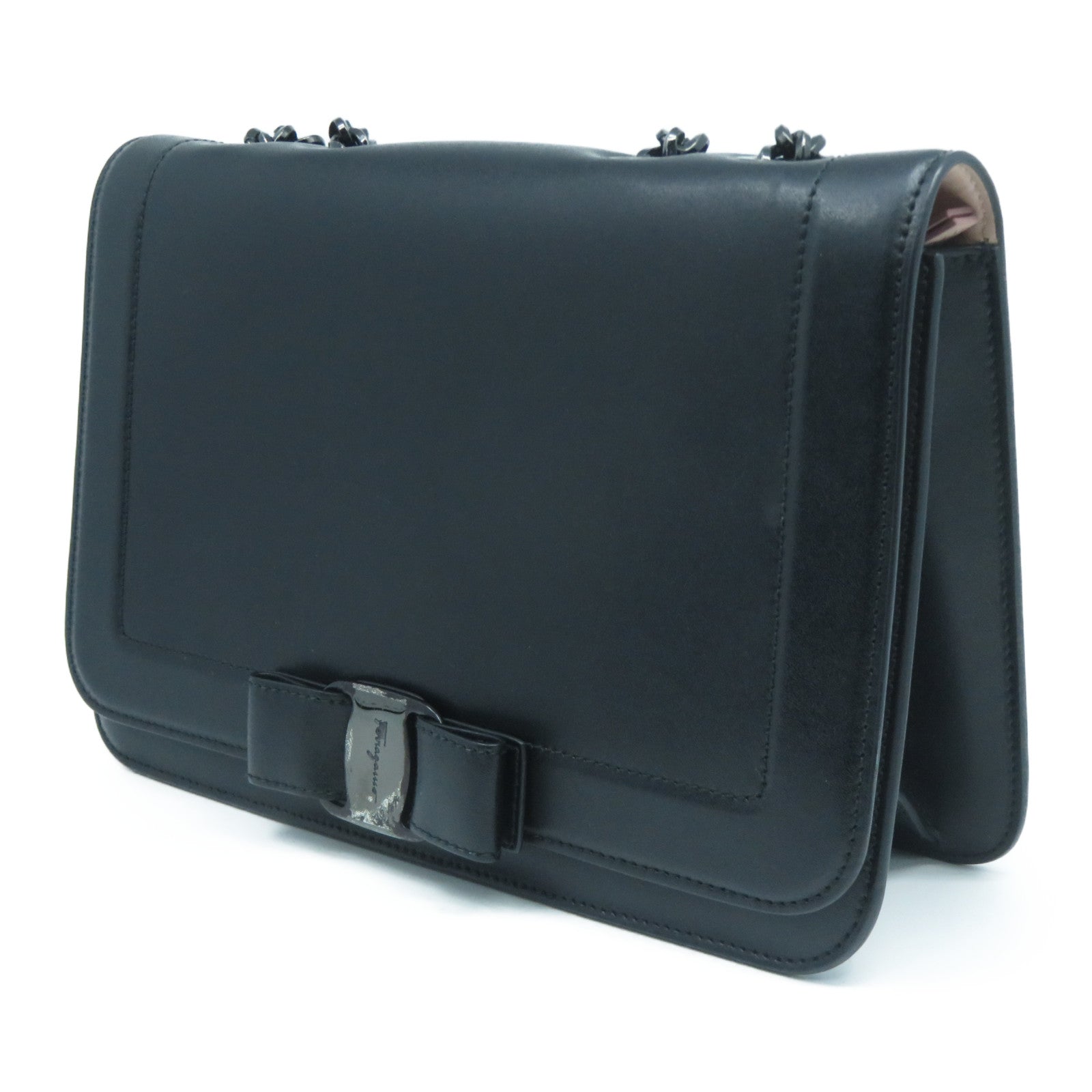 Salvatore Ferragamo 牛皮皮革Shoulder Bag銀扣鏈帶肩背袋黑色