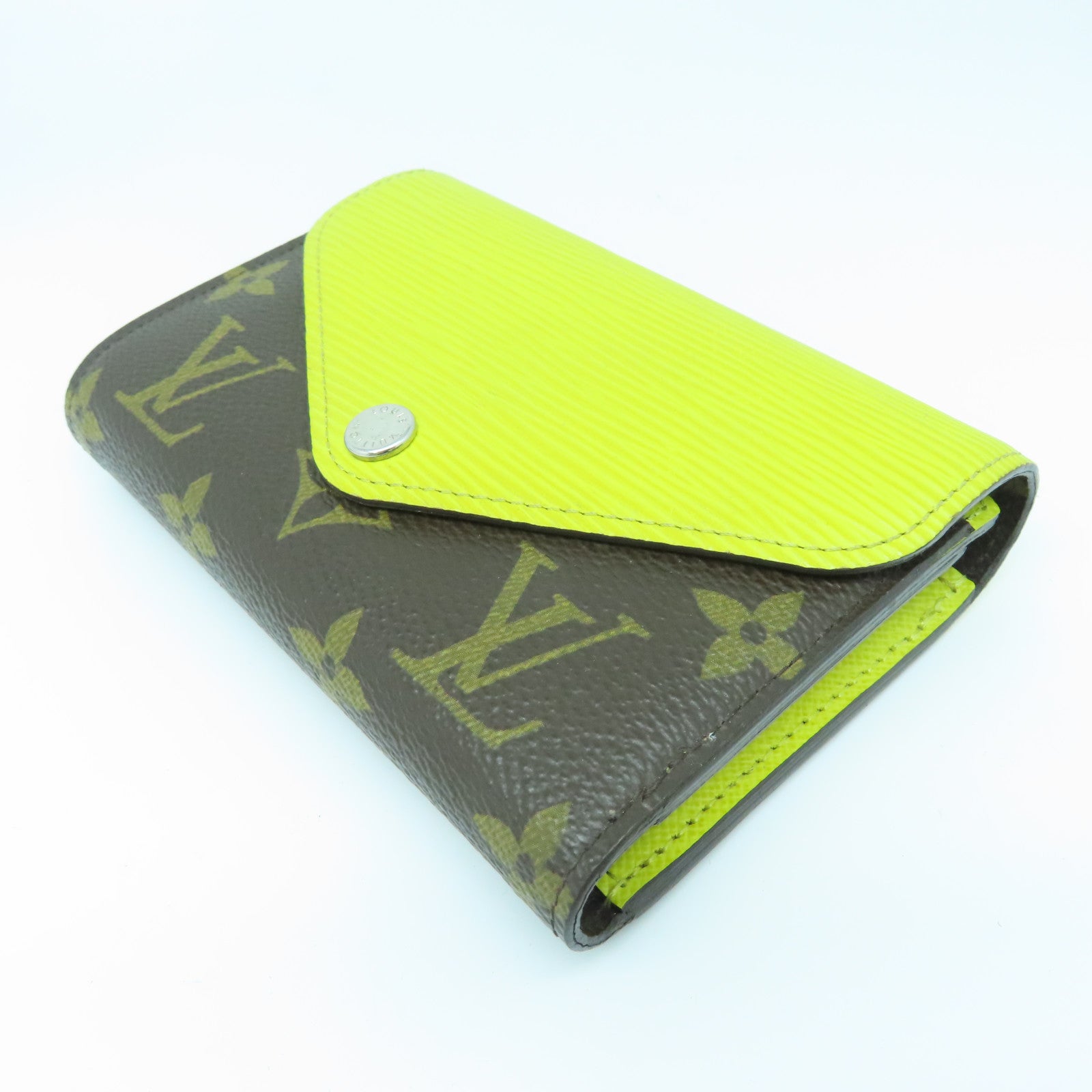 LOUIS VUITTON Monogram Epi Wallet Silver Buckle Brown/Yellow