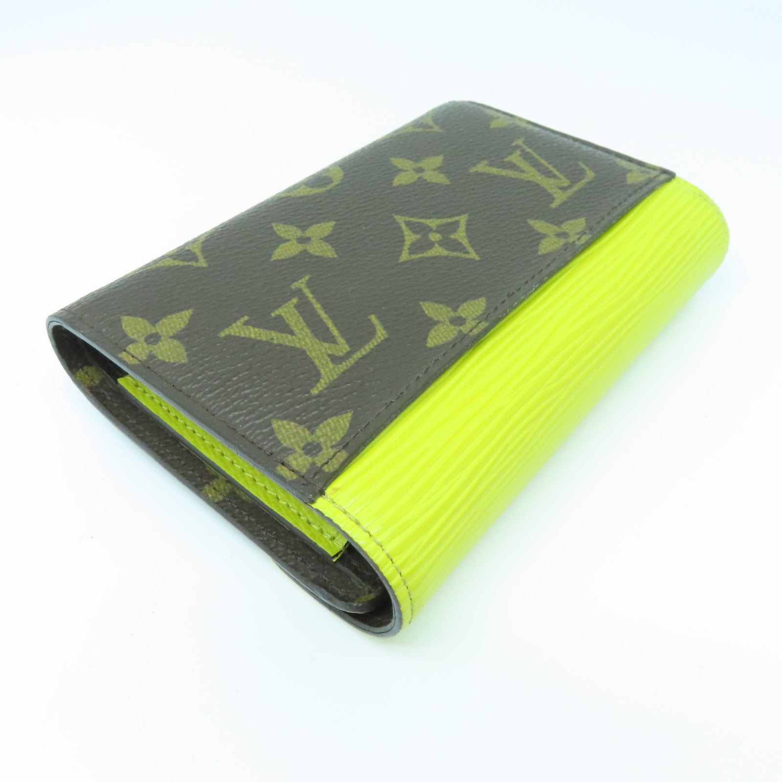 LOUIS VUITTON Monogram Epi Wallet Silver Buckle Brown/Yellow