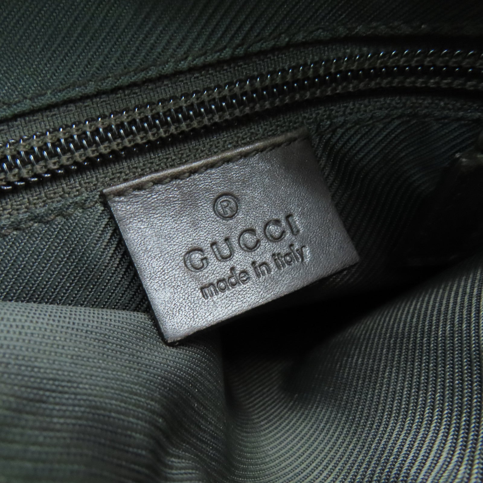 GUCCI 塗層帆布Shoulder Bag銀扣肩背袋棕色