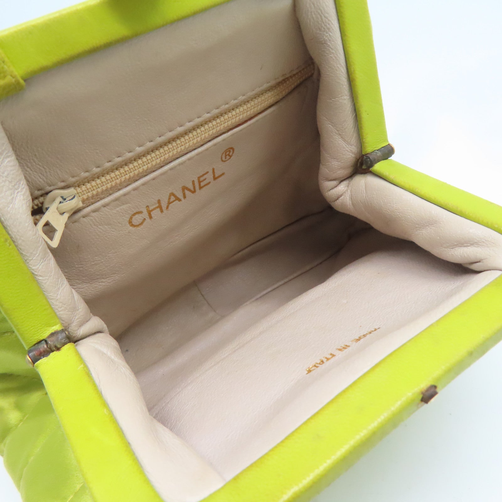 CHANEL 尼龍Chain Shoulder金扣鏈帶肩背袋綠色