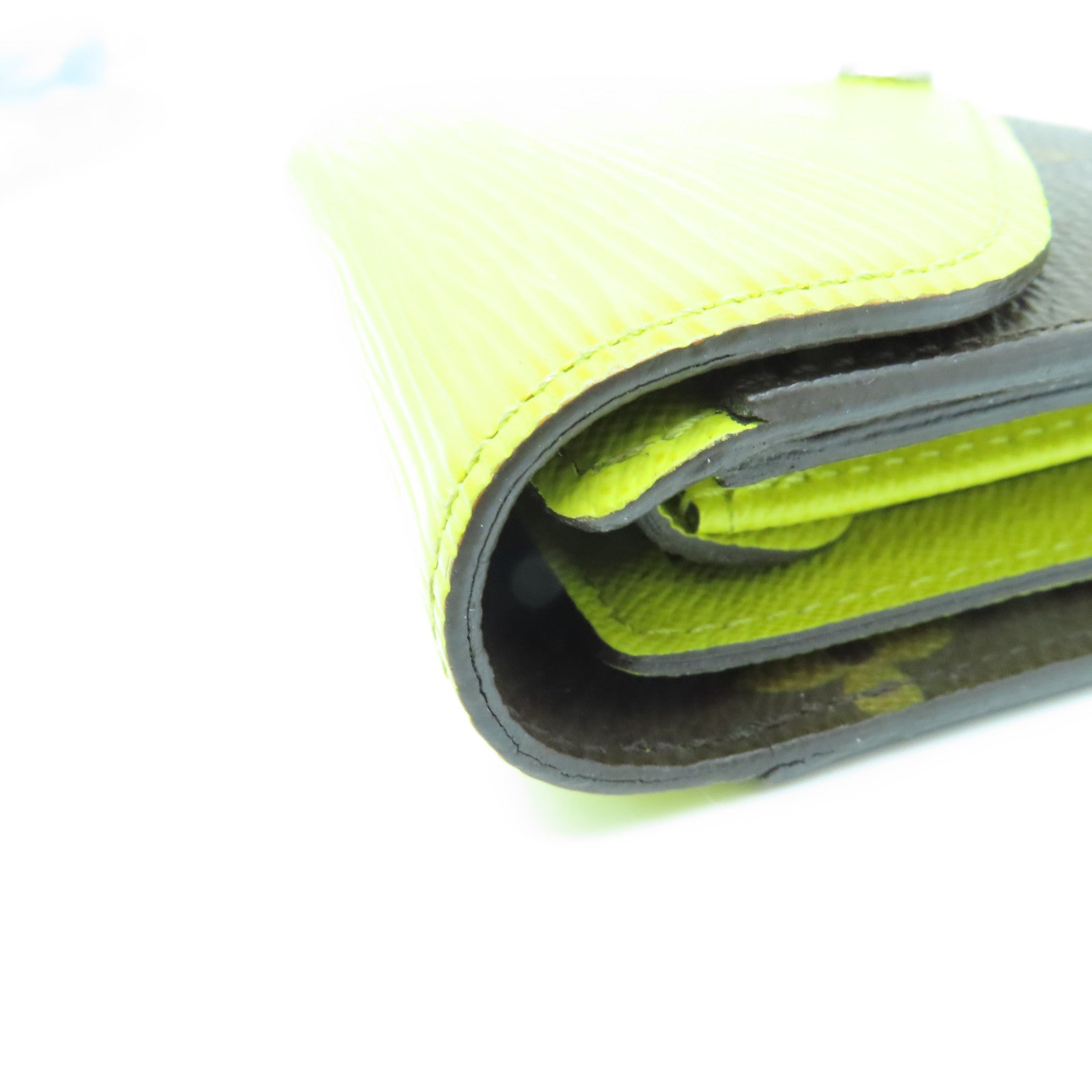 LOUIS VUITTON Monogram Epi Wallet Silver Buckle Brown/Yellow