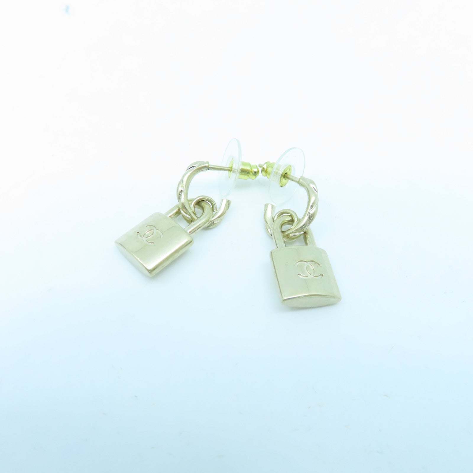 CHANEL metal Padlock Earrings gold earrings