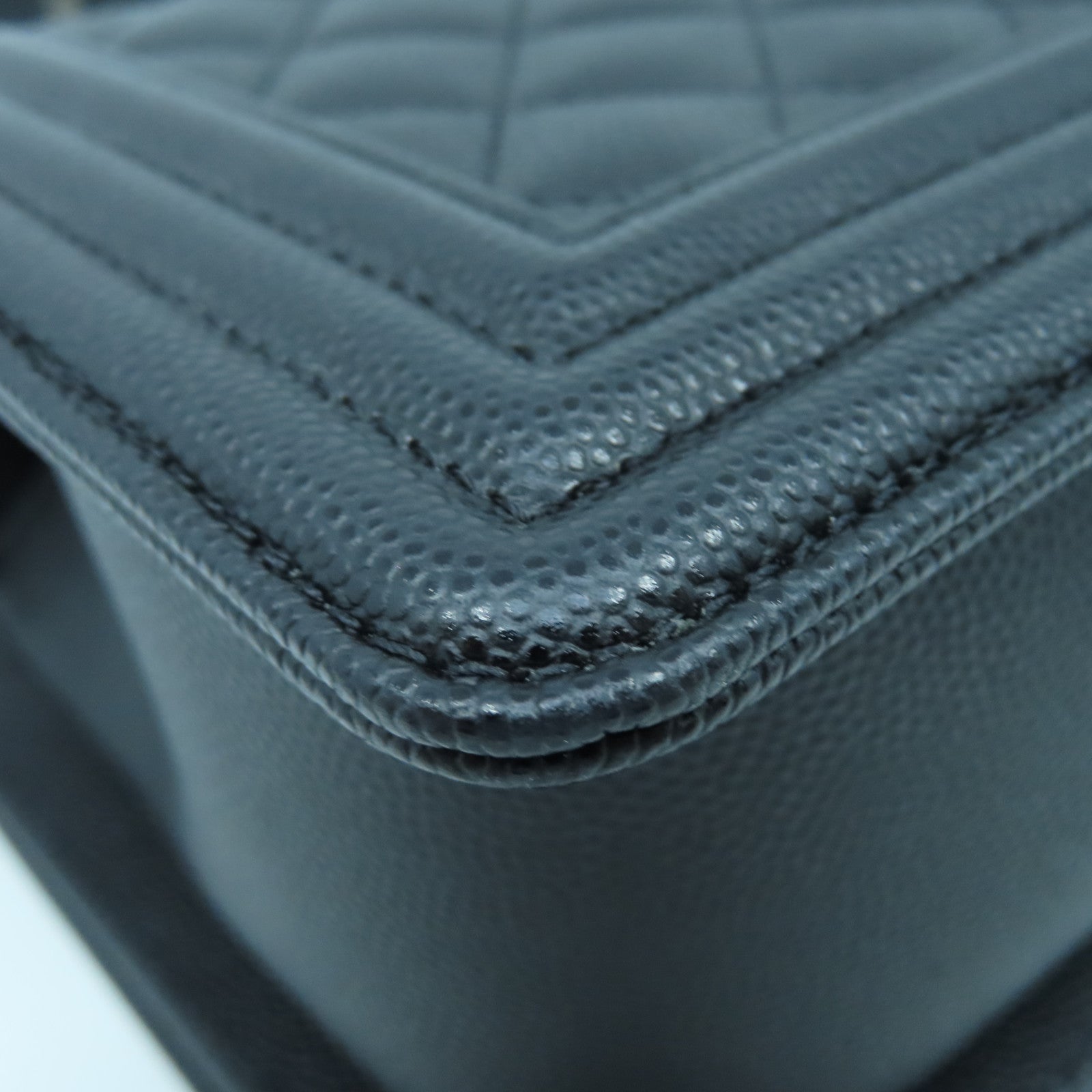 CHANEL Rhombus Caviar Leather Boy 25cm Silver Buckle Chain Shoulder Bag Black