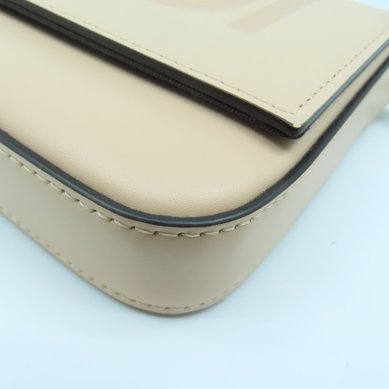 FENDI 牛皮皮革Chain Wallet金扣鏈帶肩背袋粉紅色