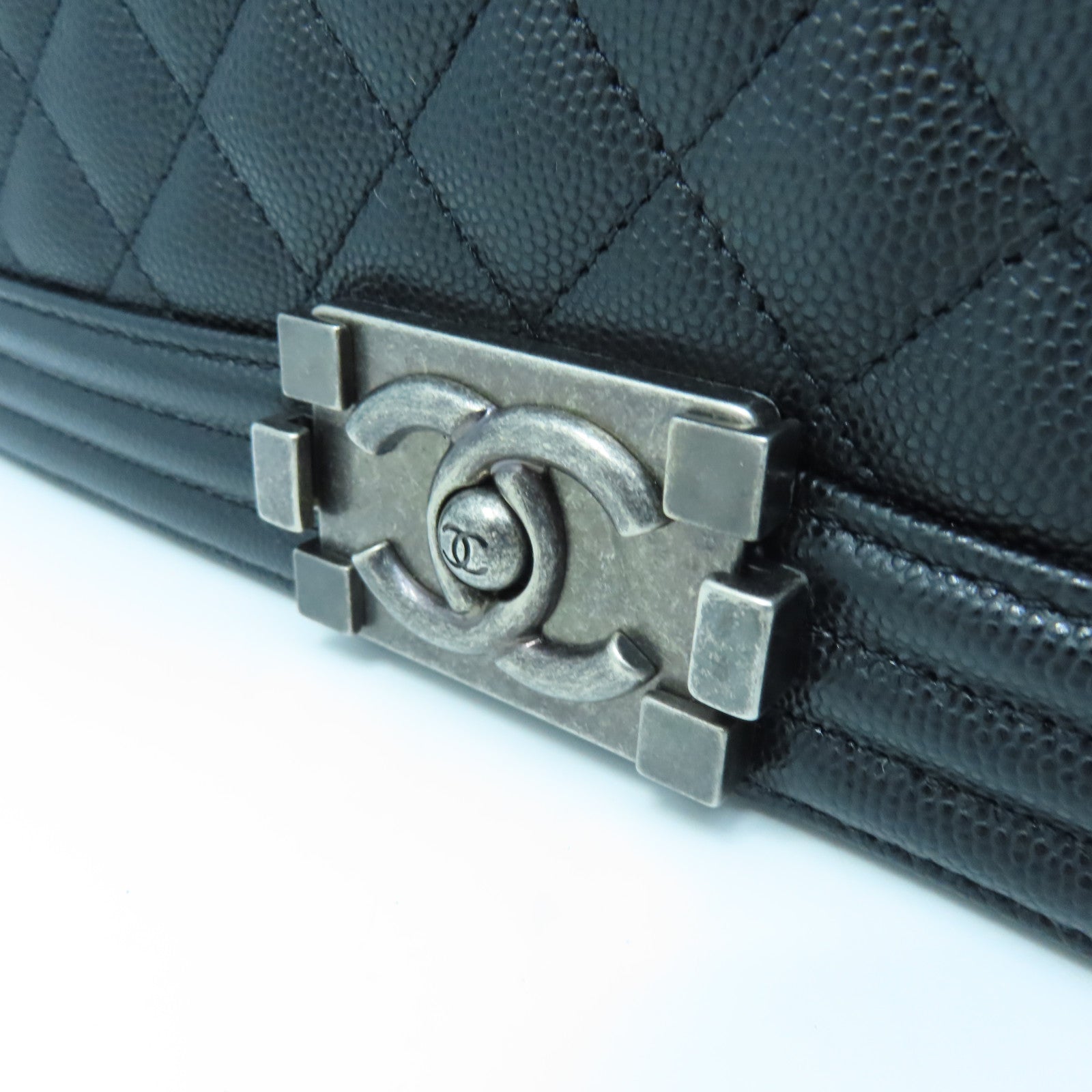 CHANEL Rhombus Caviar Leather Boy 25cm Silver Buckle Chain Shoulder Bag Black