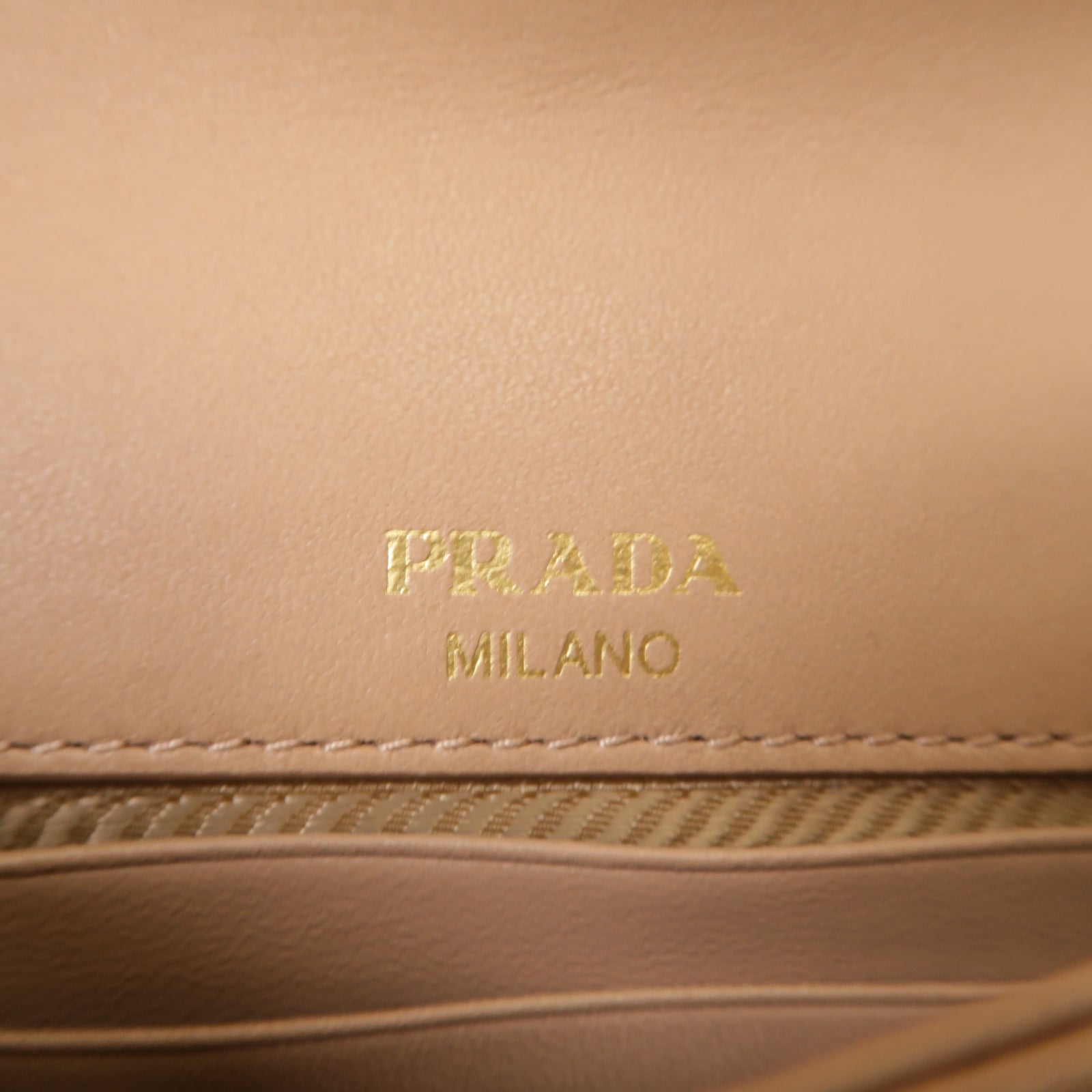 PRADA 羊皮皮革Nappa Gaufre Flap Cipria金扣鏈帶肩背袋粉紅色