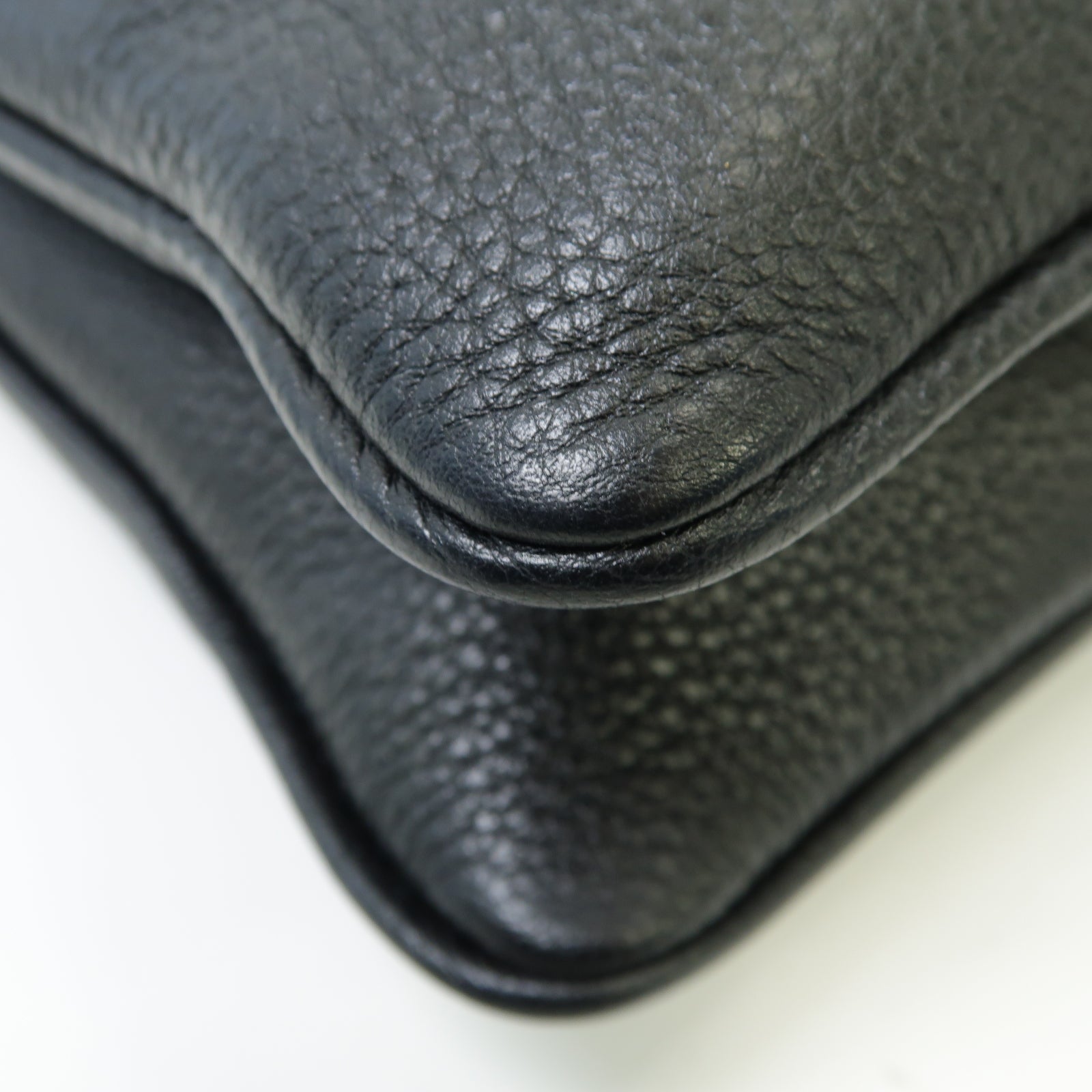 PRADA 牛皮皮革Shoulder Bag銀扣肩背袋黒色