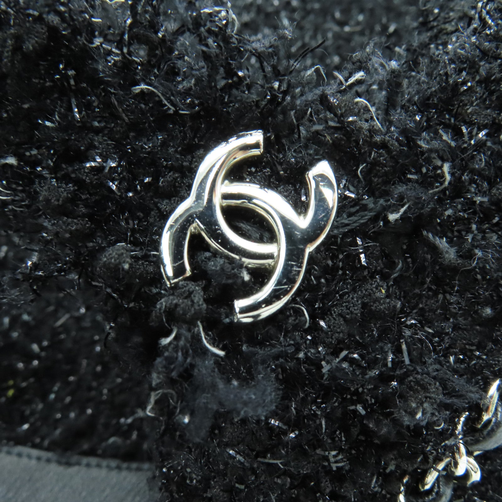 CHANEL 斜纹软呢Tote Bag手挽袋黑色