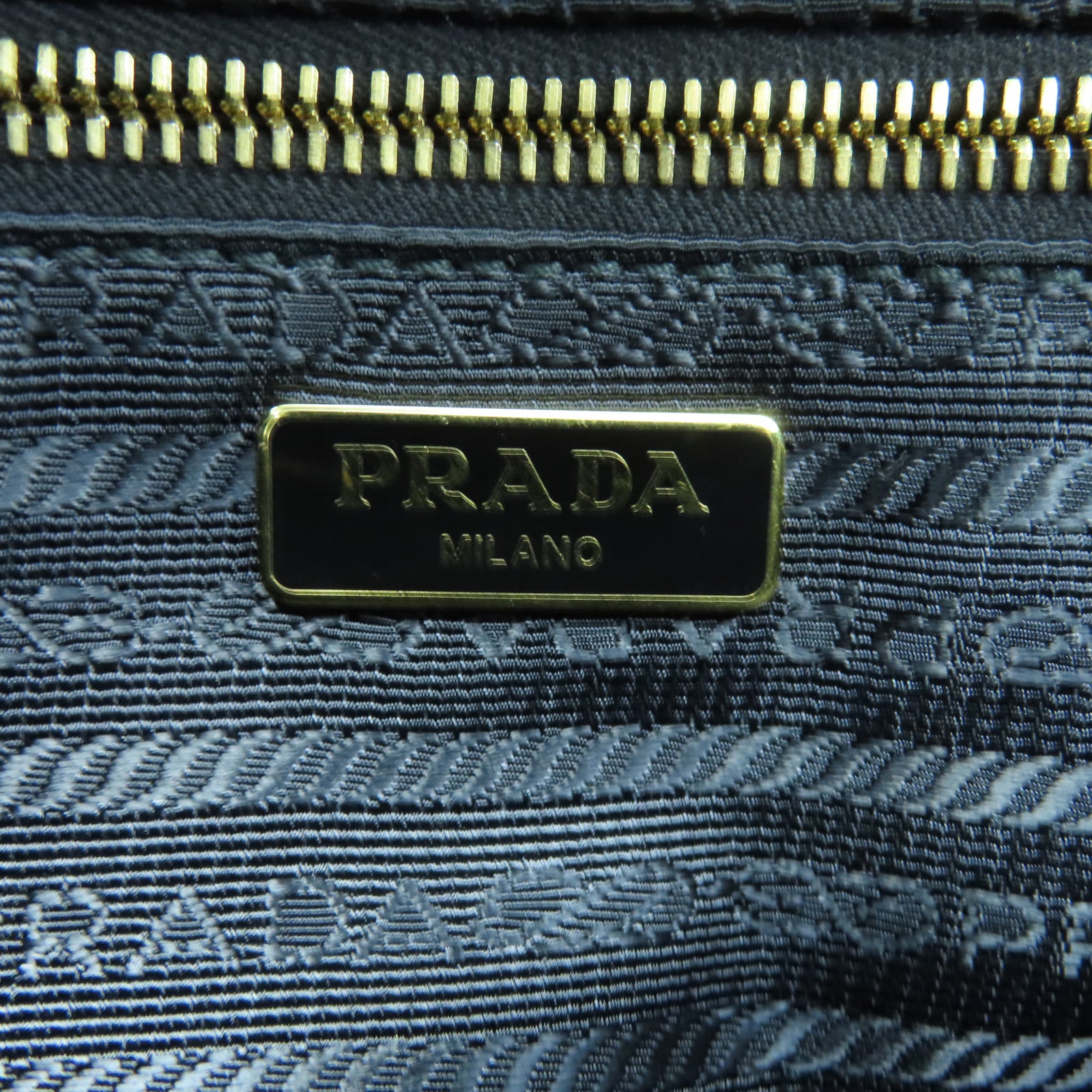PRADA Nylon/Saffiano Leather Chain Shoulder Gold Buckle Chain Shoulder Bag Black