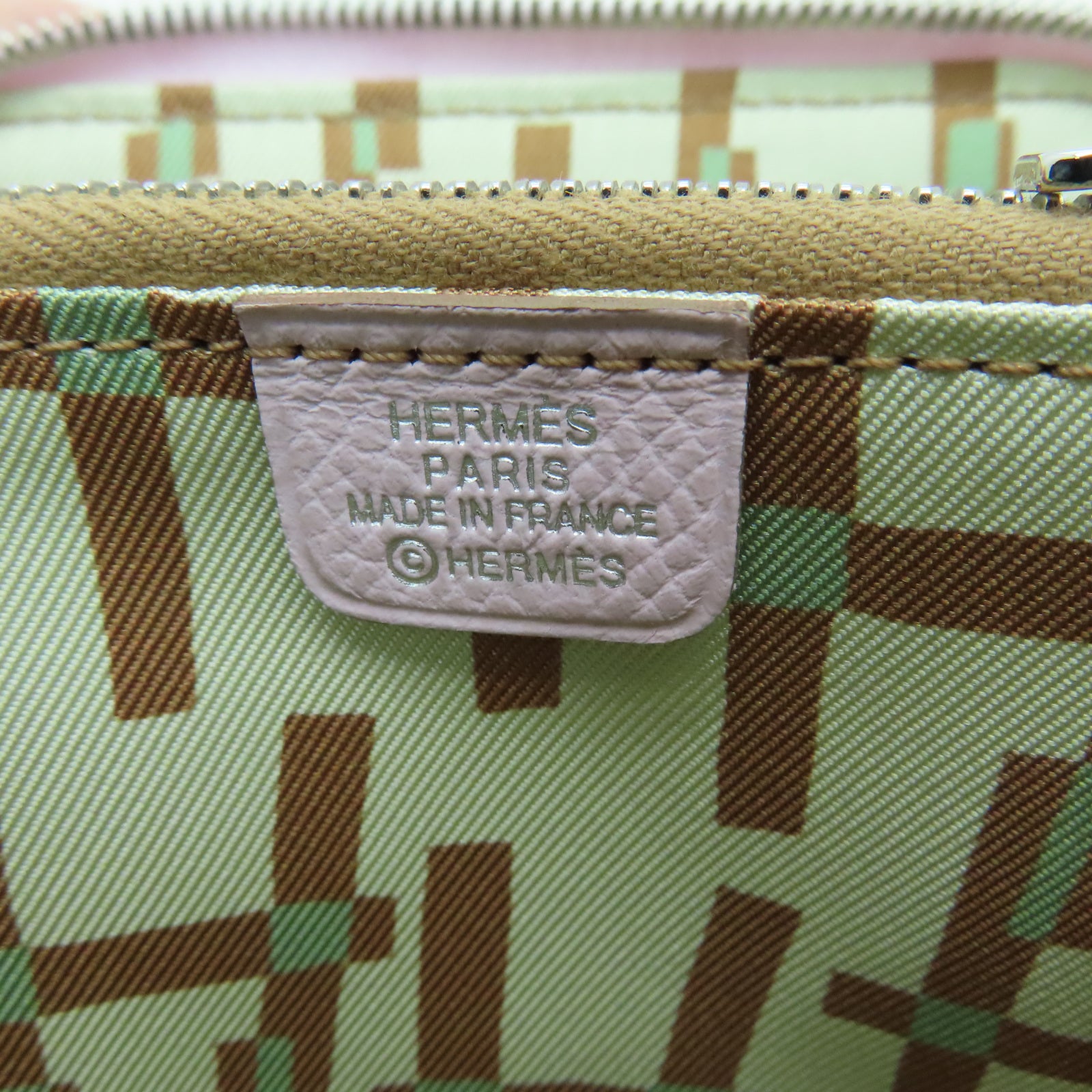 HERMES Veau Epsom皮革Silk'in Compact银扣钱包锦葵紫色