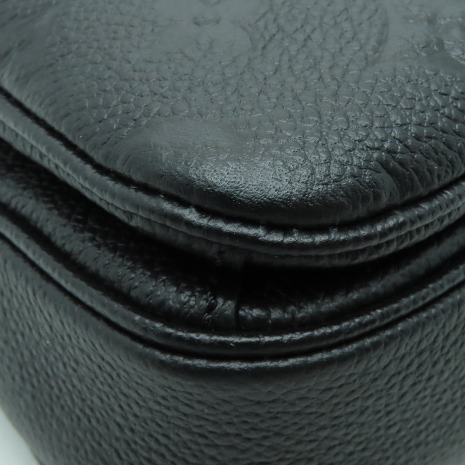 LOUIS VUITTON Monogram Empreinte Pochette Metis金扣手挽肩背兩用袋黑色
