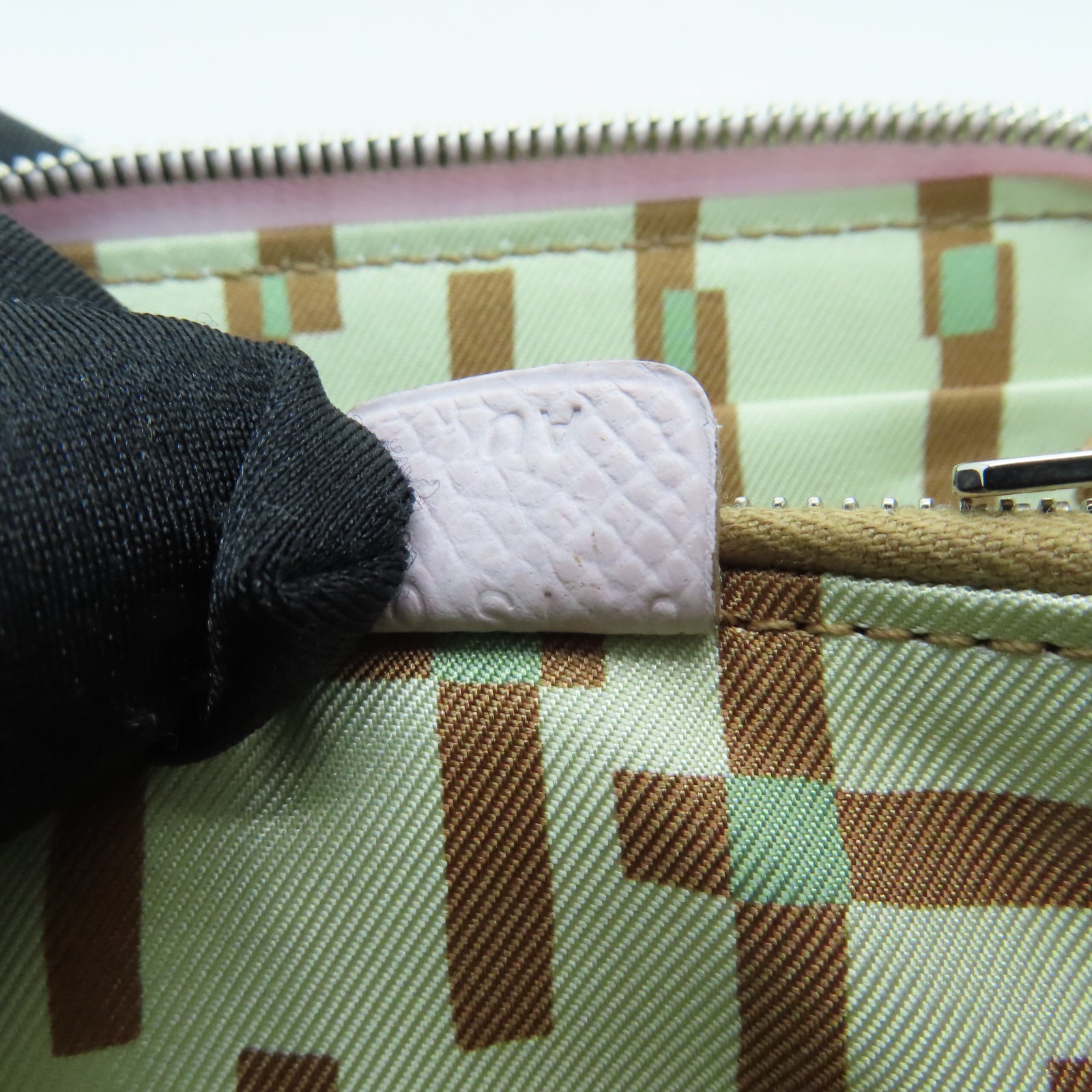 HERMES Veau Epsom皮革Silk'in Compact银扣钱包锦葵紫色
