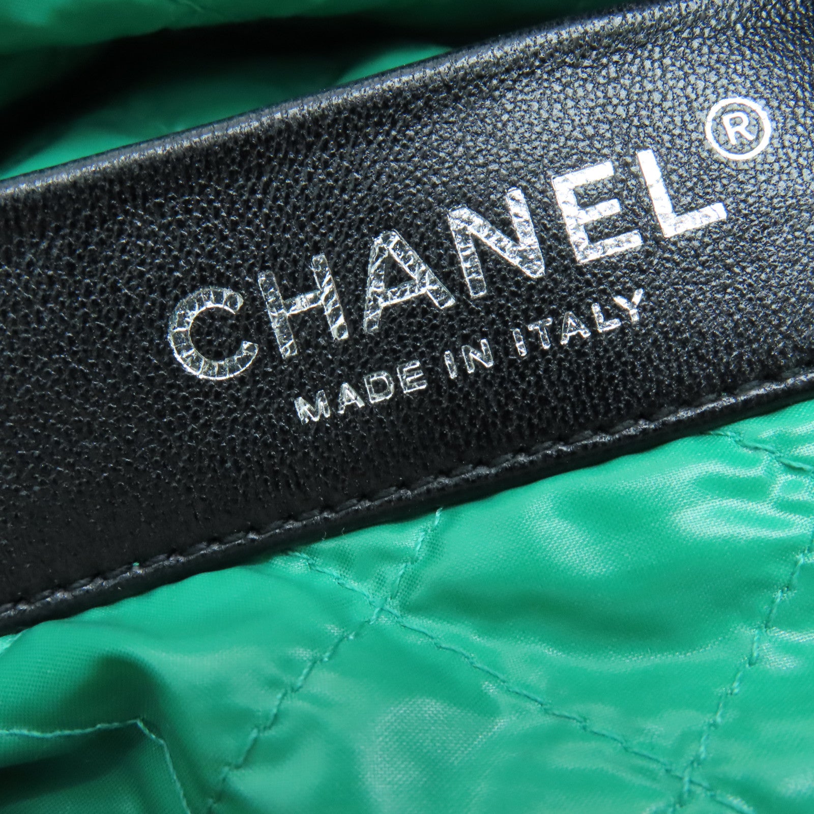 CHANEL 斜纹软呢Tote Bag手挽袋黑色