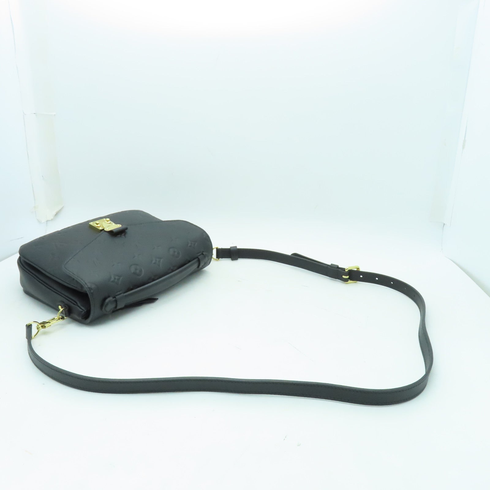 LOUIS VUITTON Monogram Empreinte Pochette Metis金扣手挽肩背兩用袋黑色
