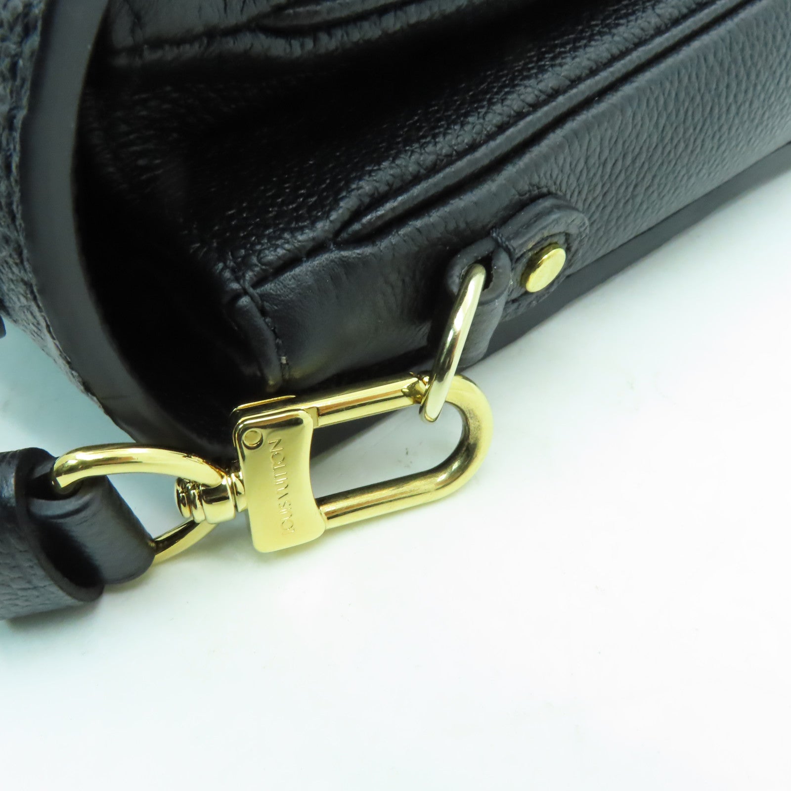 LOUIS VUITTON Monogram Empreinte Pochette Metis金扣手挽肩背兩用袋黑色