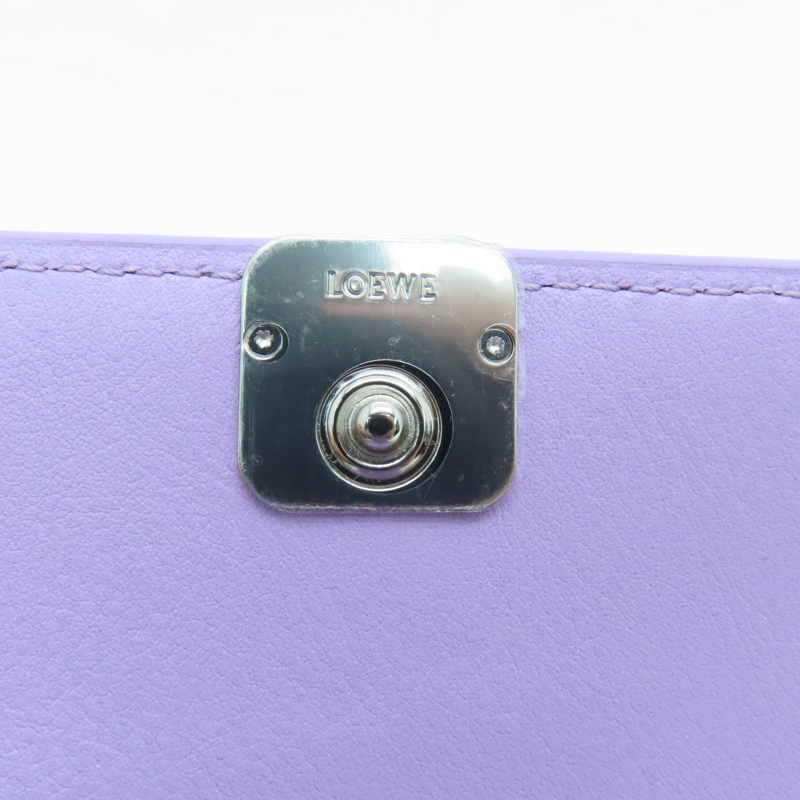 LOEWE 牛皮皮革Angram Vertrial银扣钱包紫色
