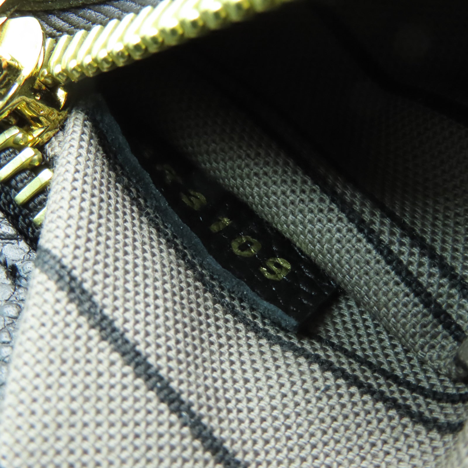 LOUIS VUITTON Monogram Empreinte Pochette Metis金扣手挽肩背兩用袋黑色