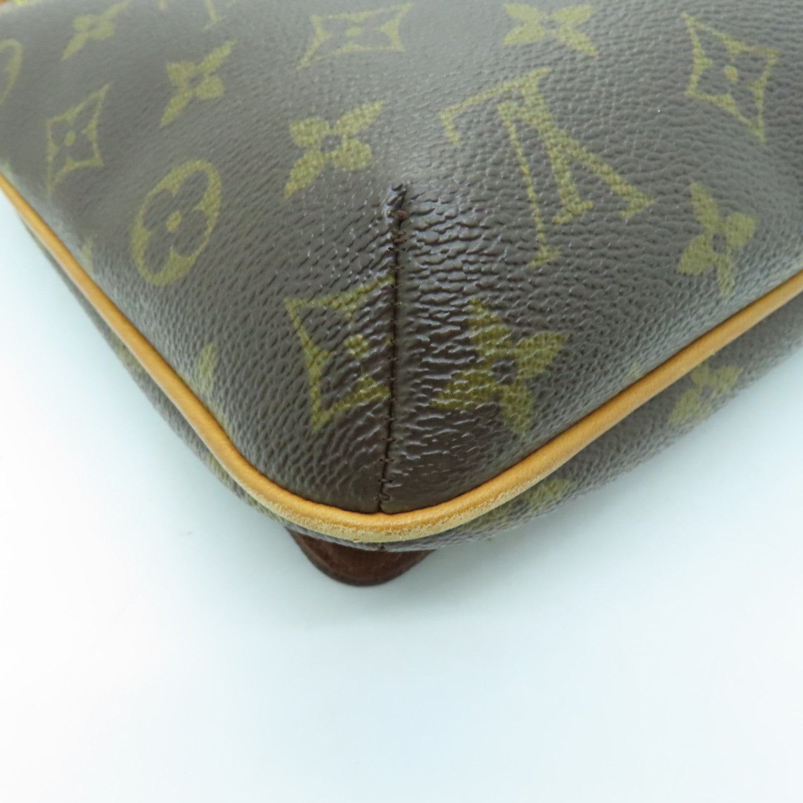 LOUIS VUITTON Monogram Musette Tango Gold Buckle Shoulder Bag Brown
