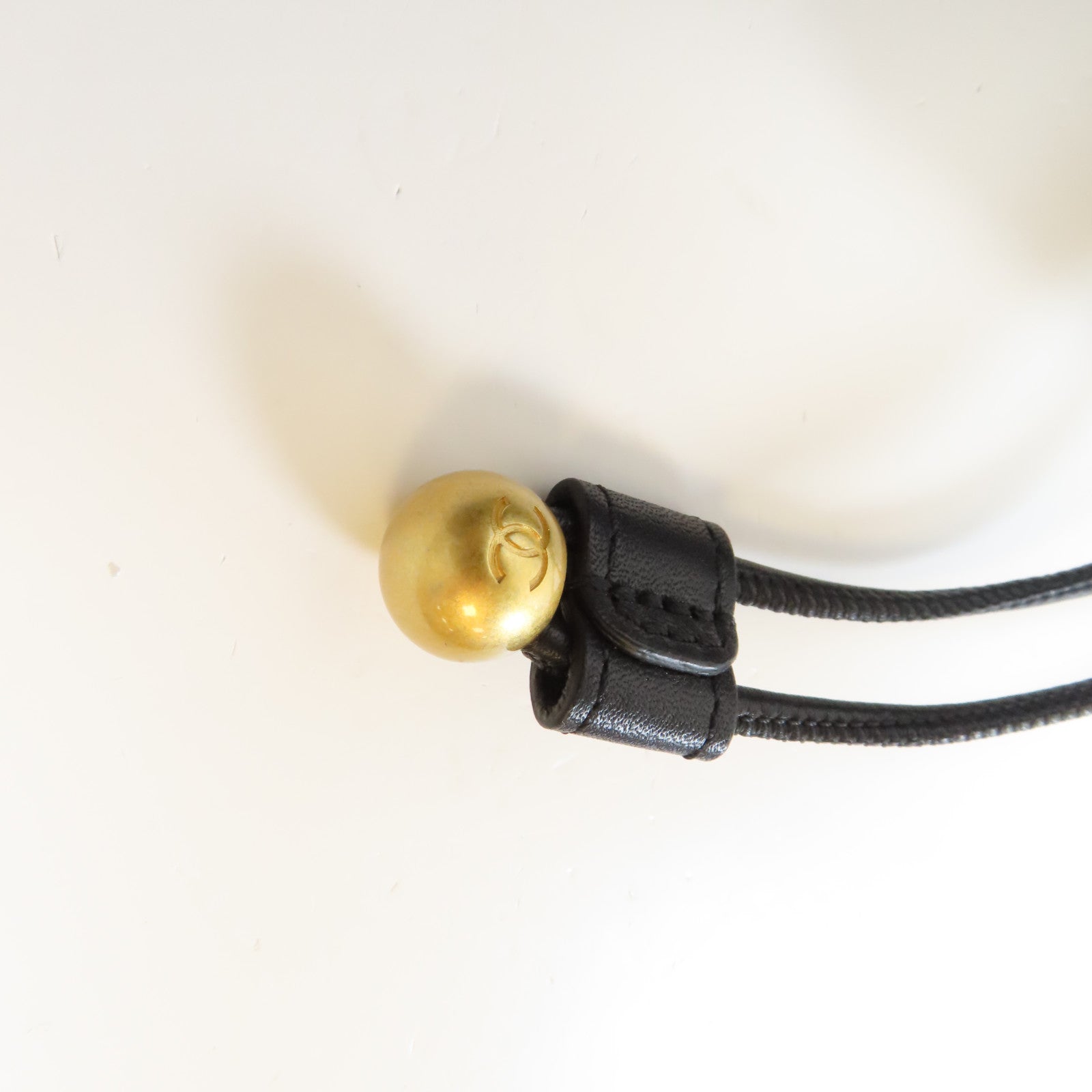 CHANEL 菱格牛皮皮革Chain Tote金扣鏈帶肩背袋黑色