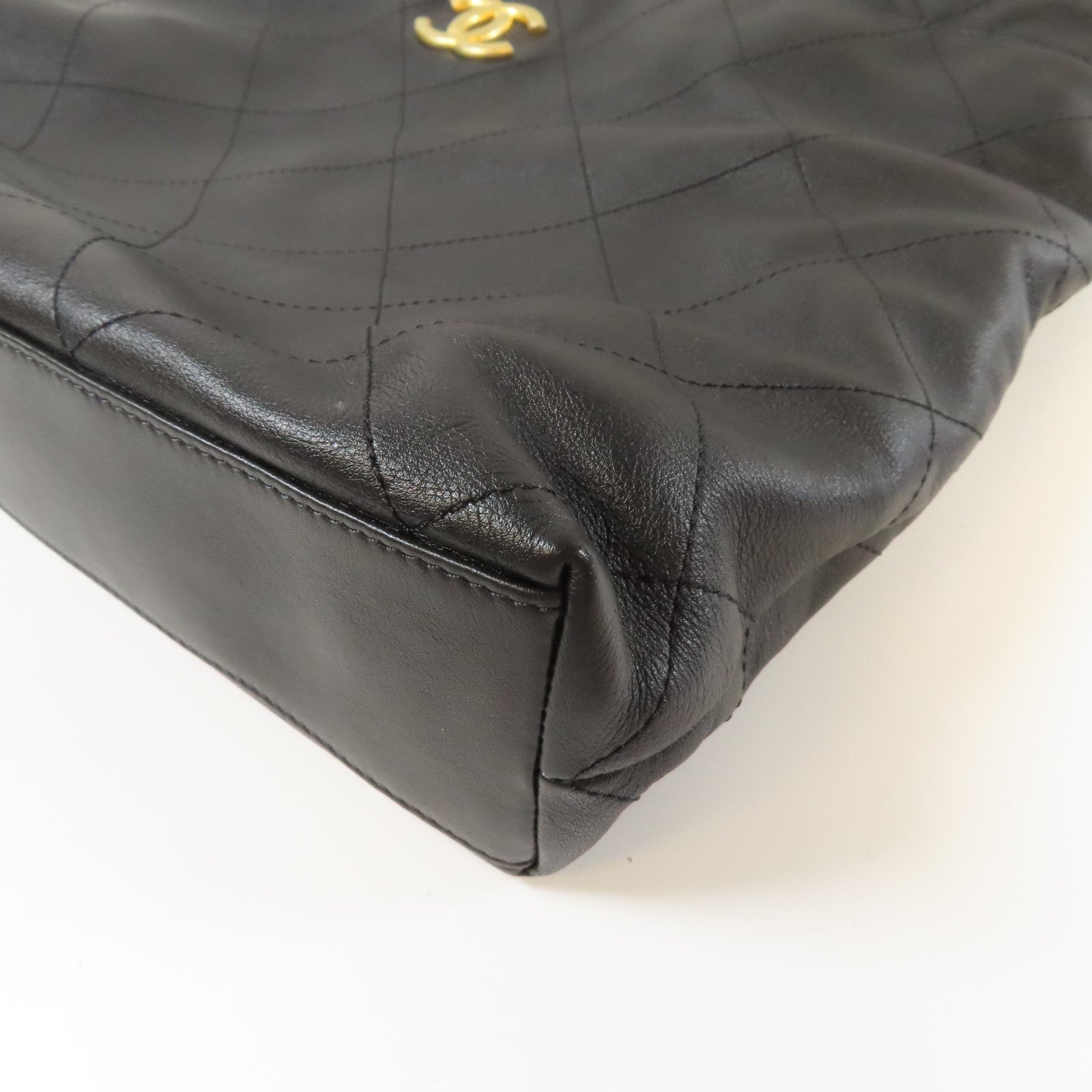 CHANEL 菱格牛皮皮革Chain Tote金扣鏈帶肩背袋黑色